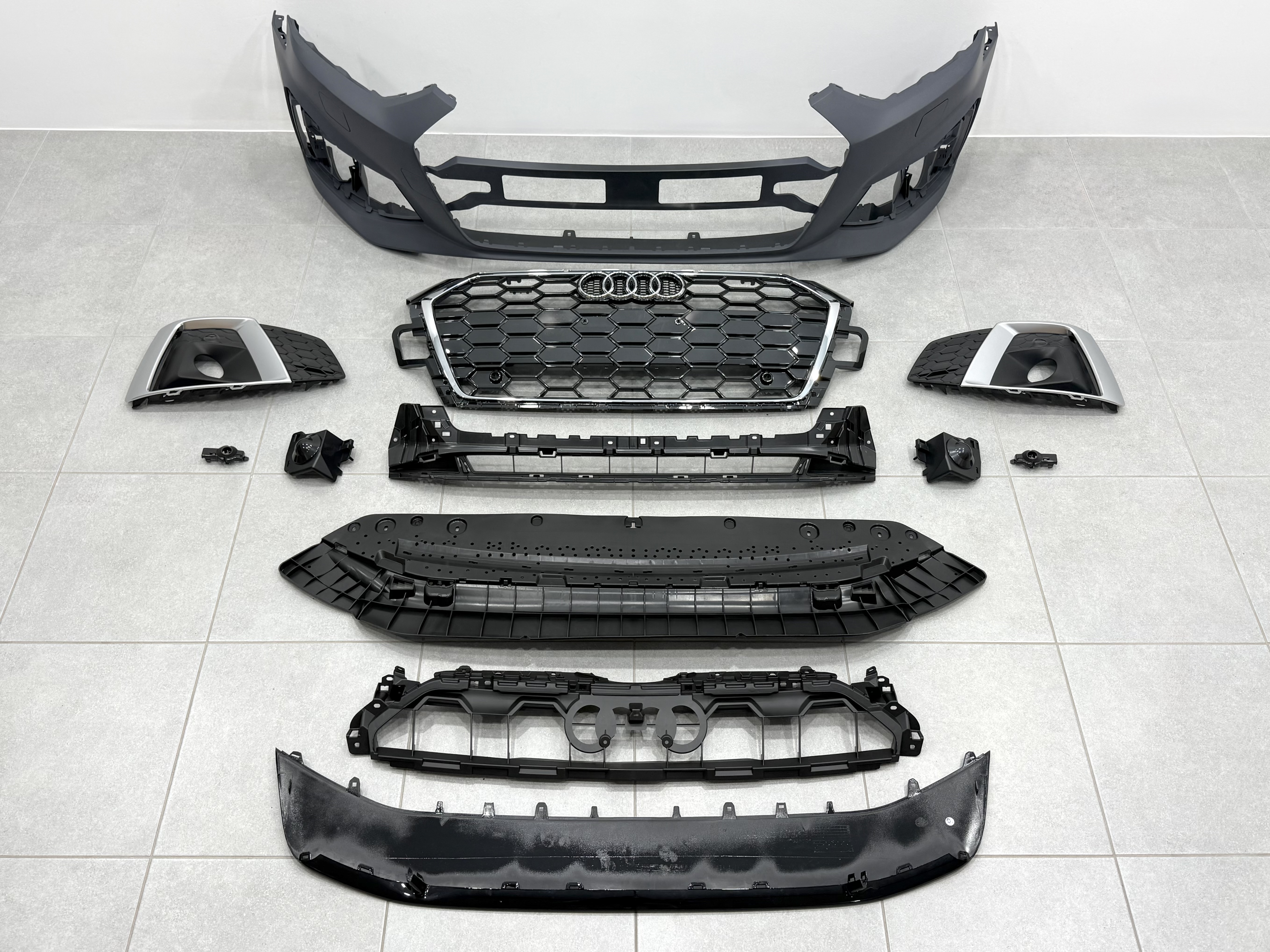 Бампер передній у зборі S-Line CHORME для Audi A5 B9 2020- 2