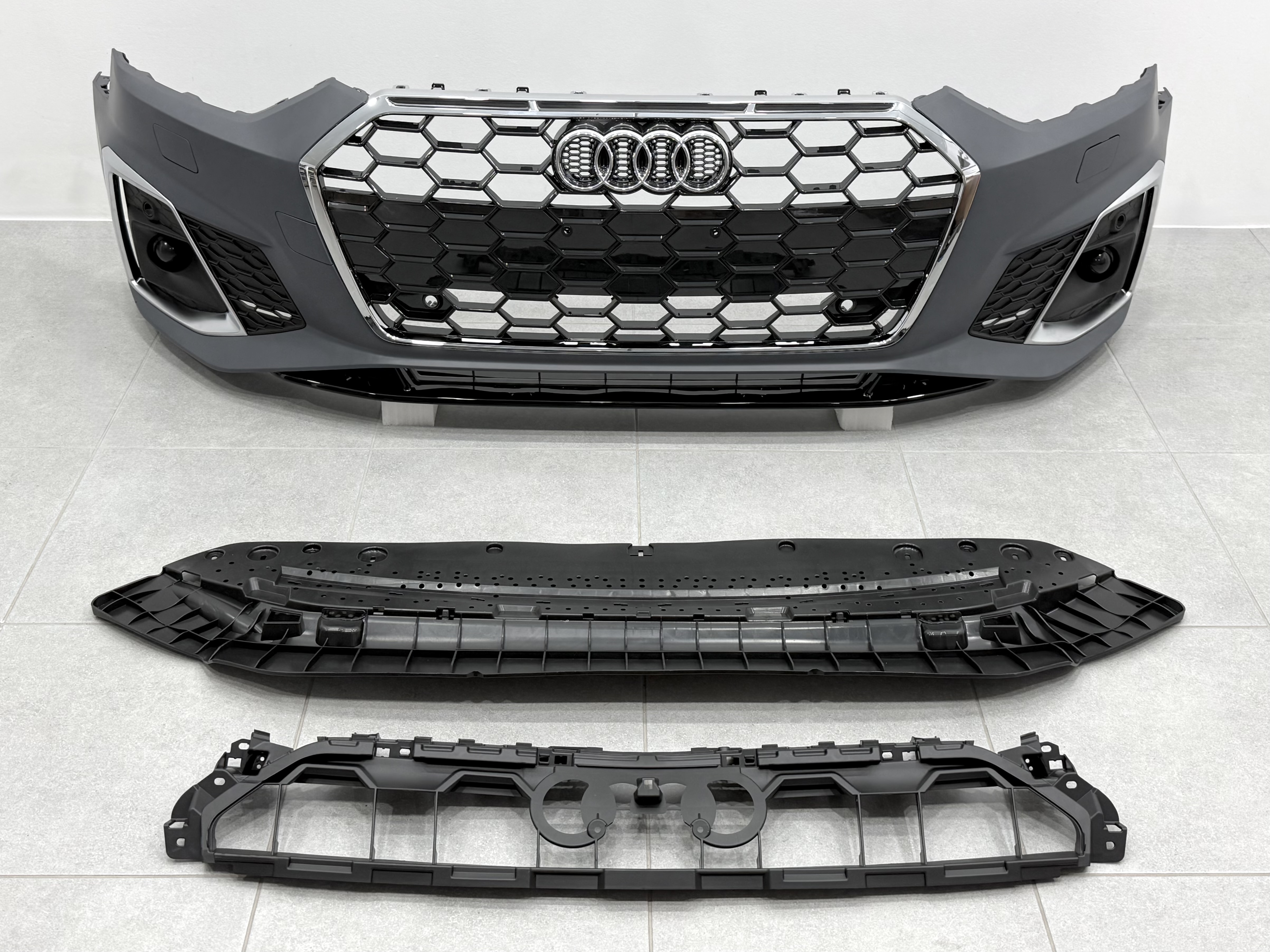 Бампер передній у зборі S-Line CHORME для Audi A5 B9 2020- 3