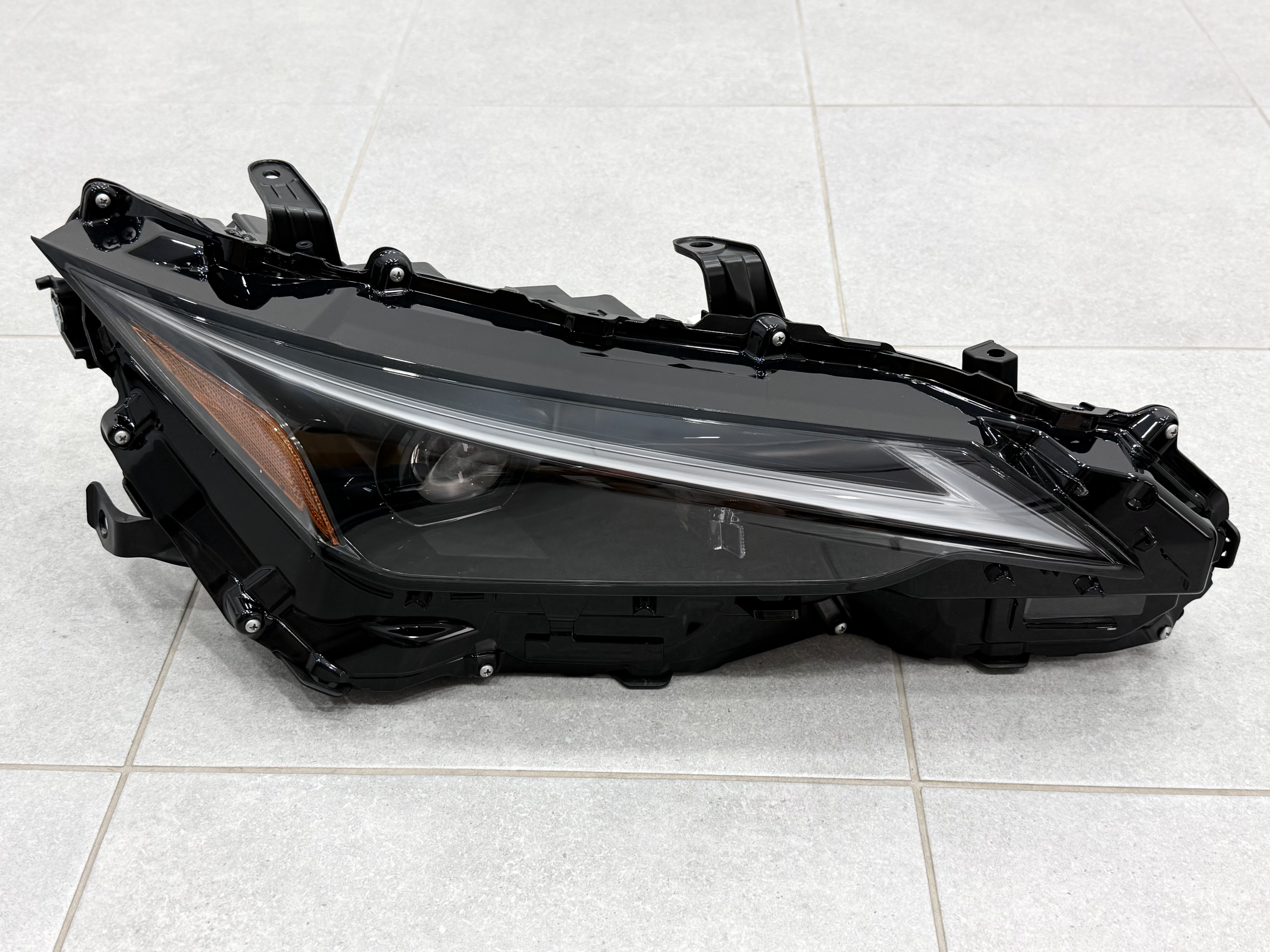 FULL LED фари для Lexus IS 2021+, комплект 2шт. 3