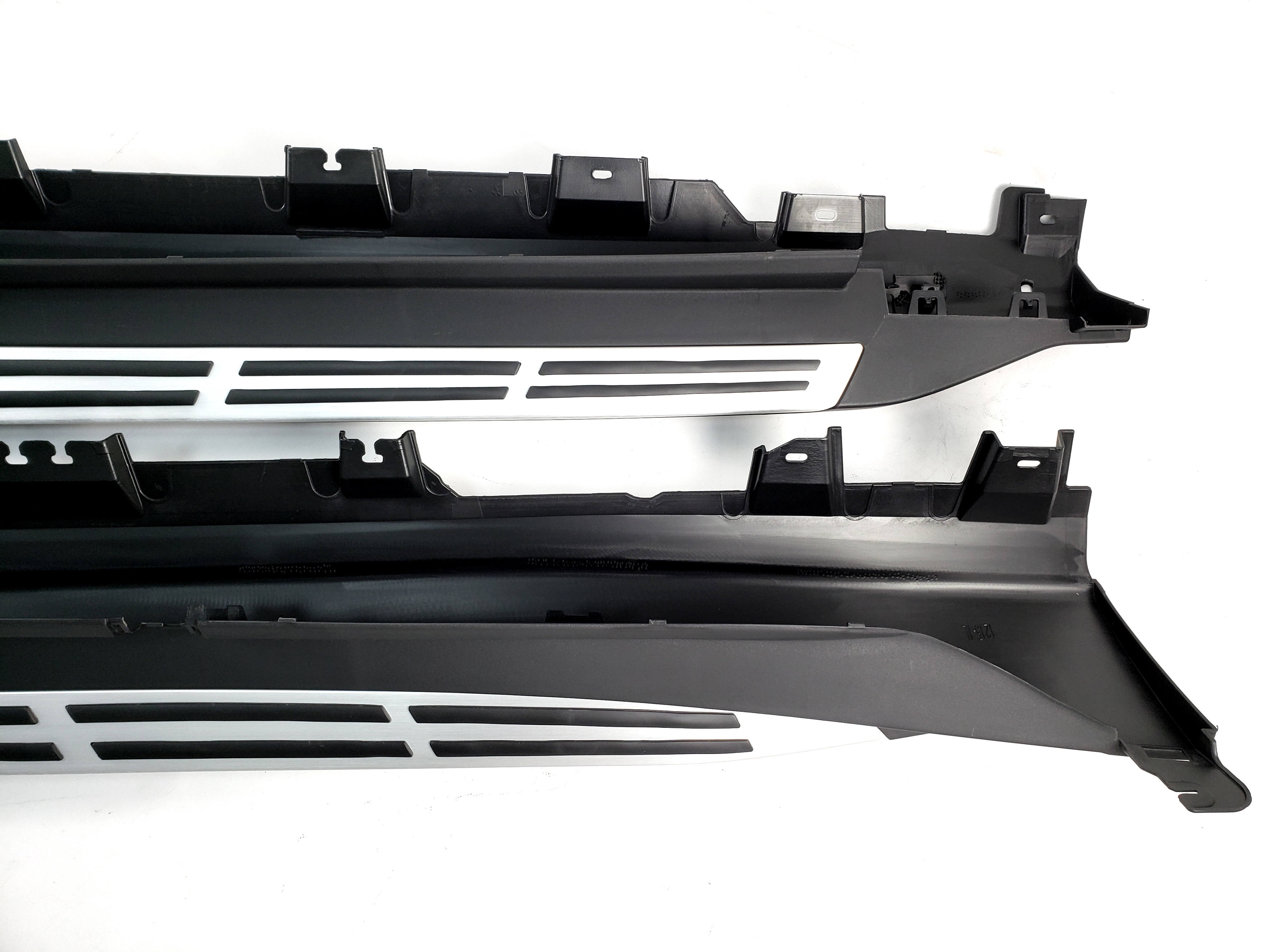 Підніжки OEM на BMW X6 G06 2019-2022 року 3