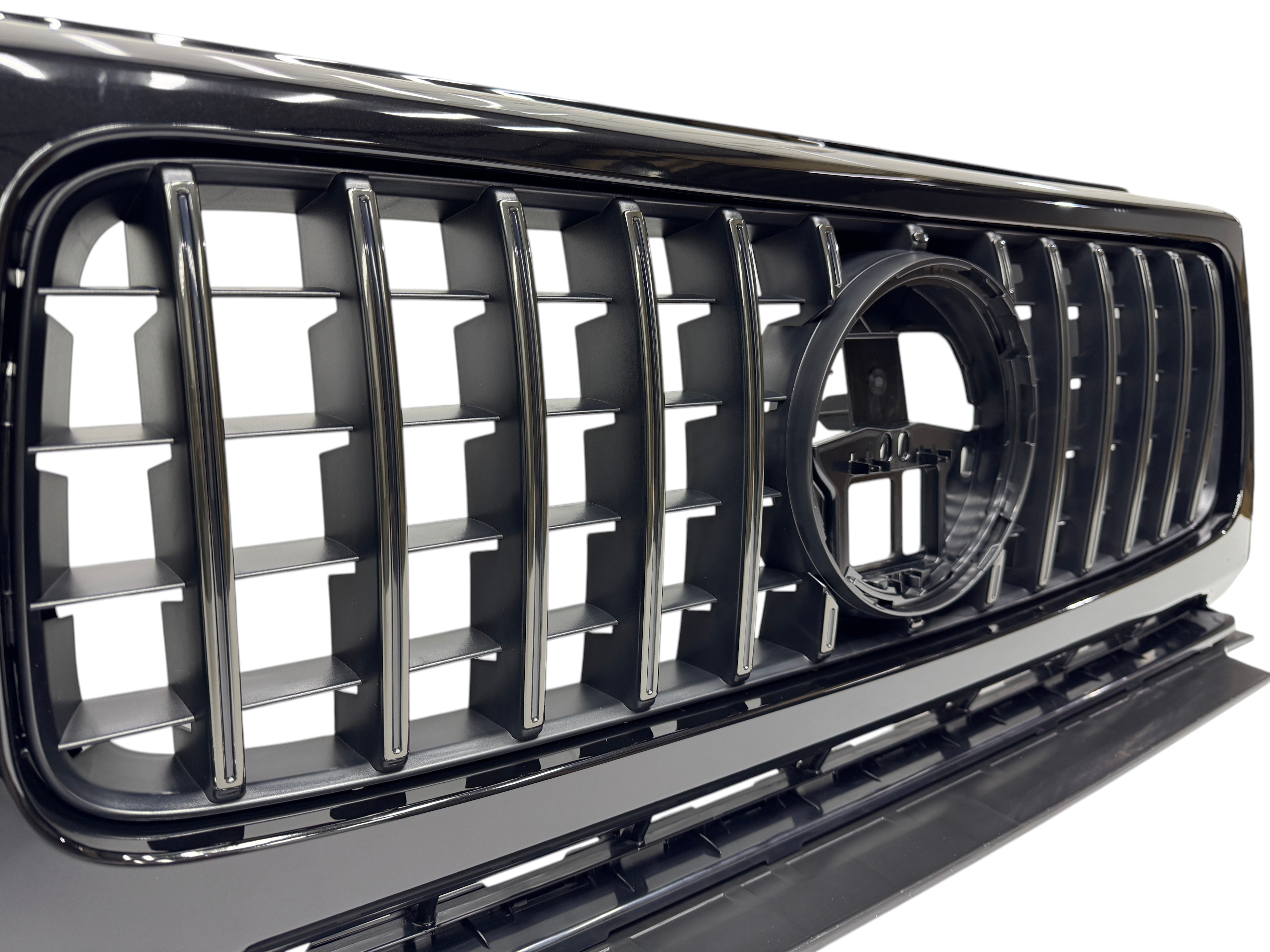 Решітка радіатора Dark Chrome GT на Mercedes-Benz G-Class W465 2024-2026 року 3