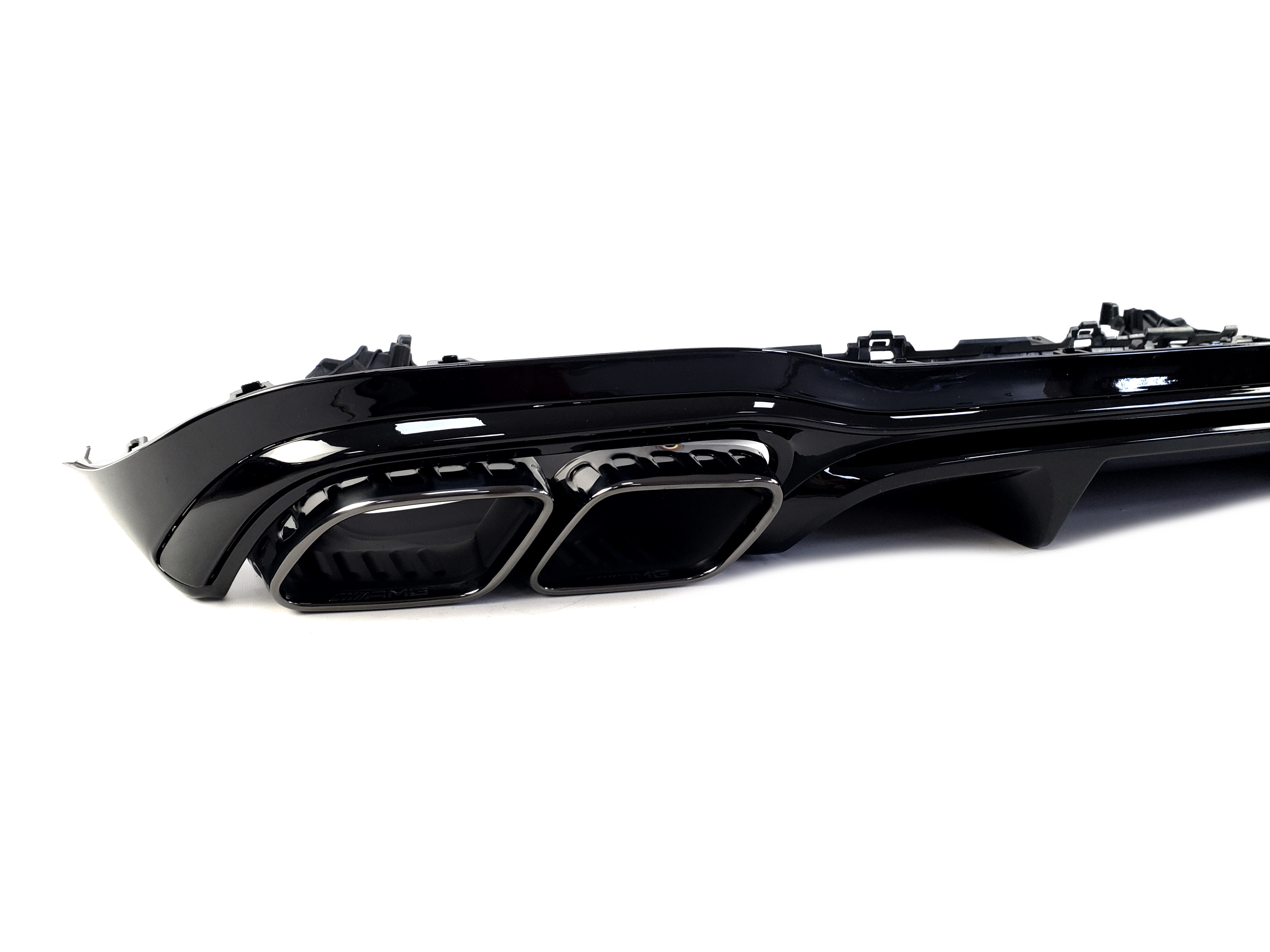 Дифузор (заднього бампера) Full Black (стиль E63) Sedan AMG на Mercedes-Benz E-Class W213 2020-2023 року 3