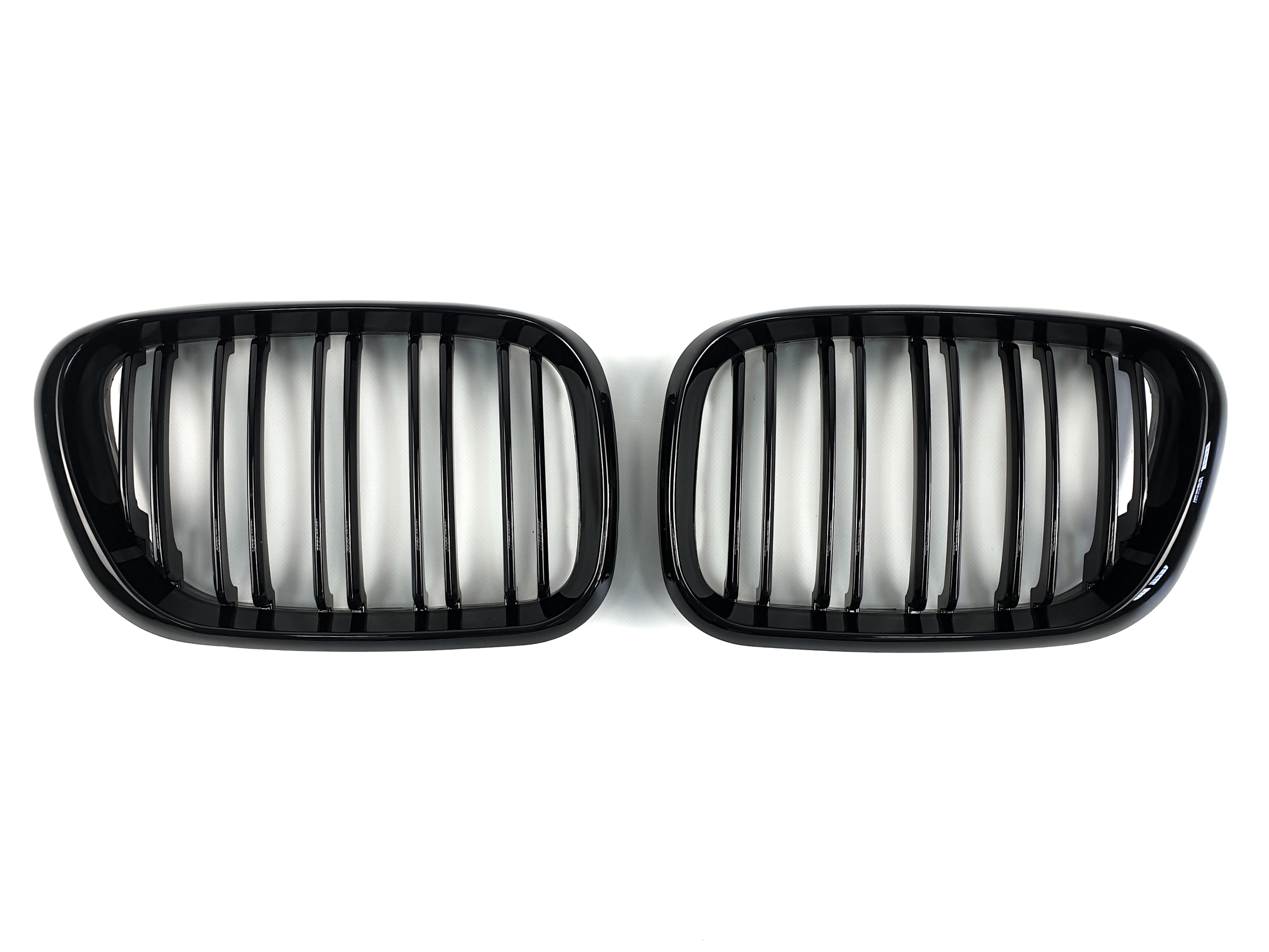 Ніздрі Чорний глянець (Подвійні M-Look) на BMW X5 E53 1999-2006 року