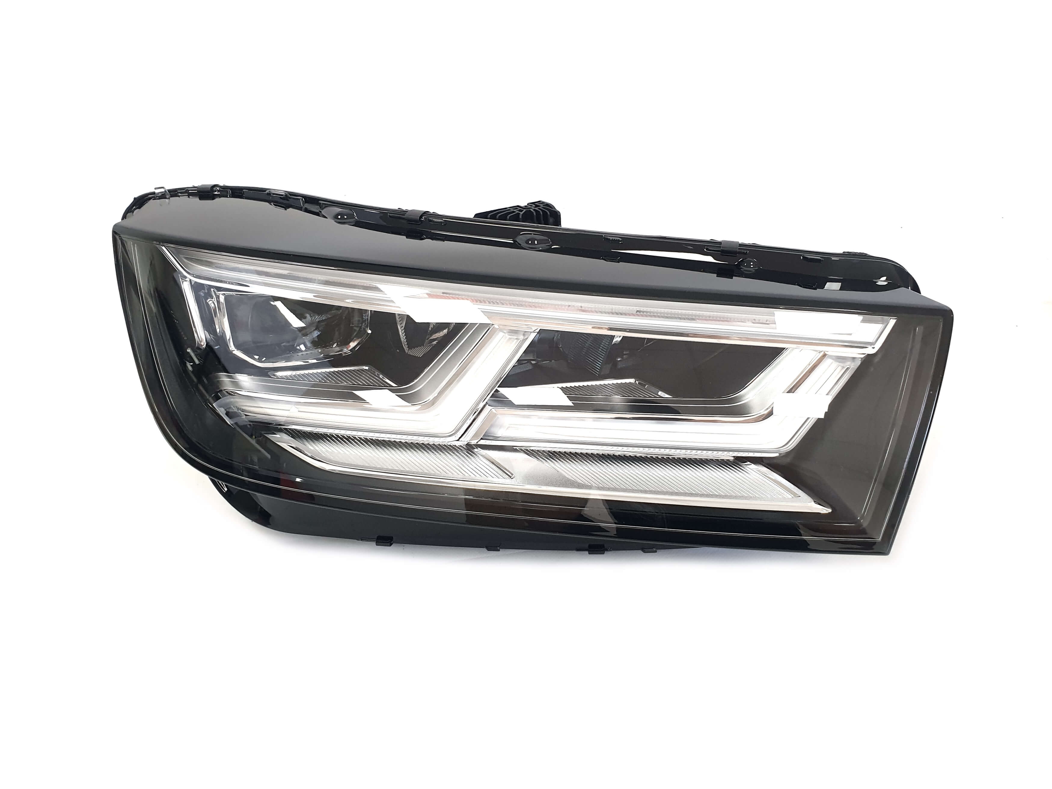 Передні фари Фара RH (Full Led Європа) комплектна на Audi Q5 80A 2016-2020 року
