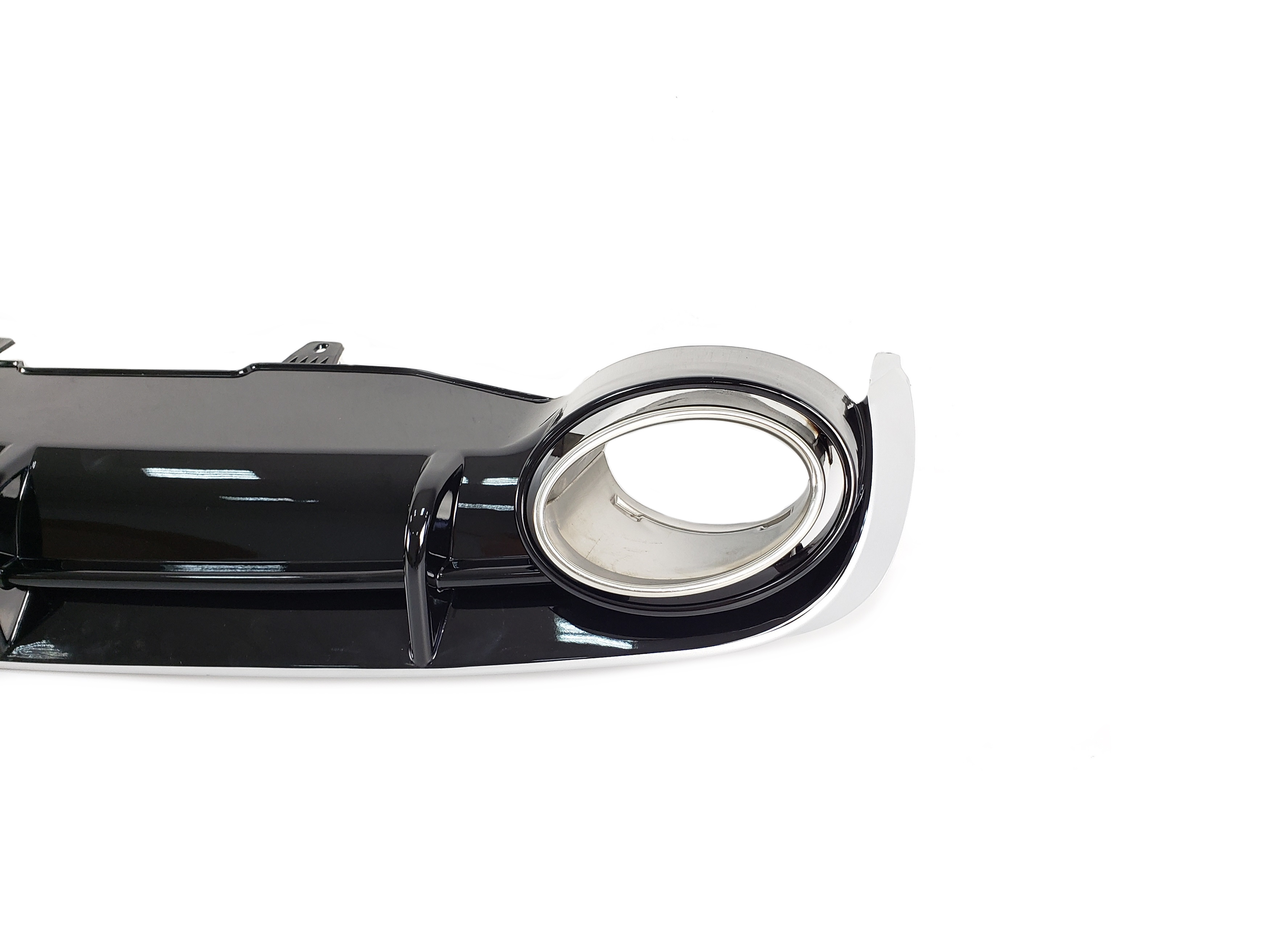 Дифузор (заднього бампера) Black Silver / Chrome Pipe (в стилі RS6) на Audi A6 C7 2011-2014 року 3