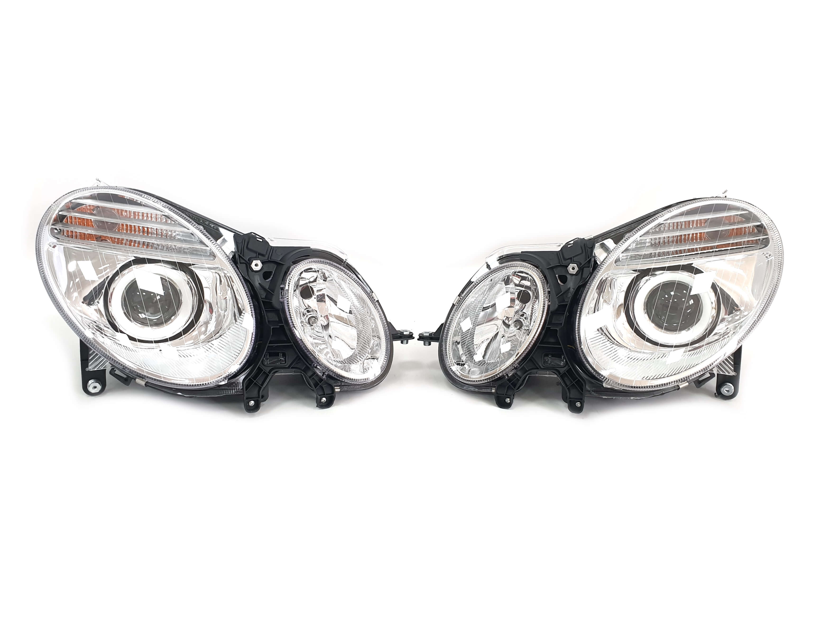 Передні фари Галоген на Mercedes-Benz E-Class W211 2007-2009 року