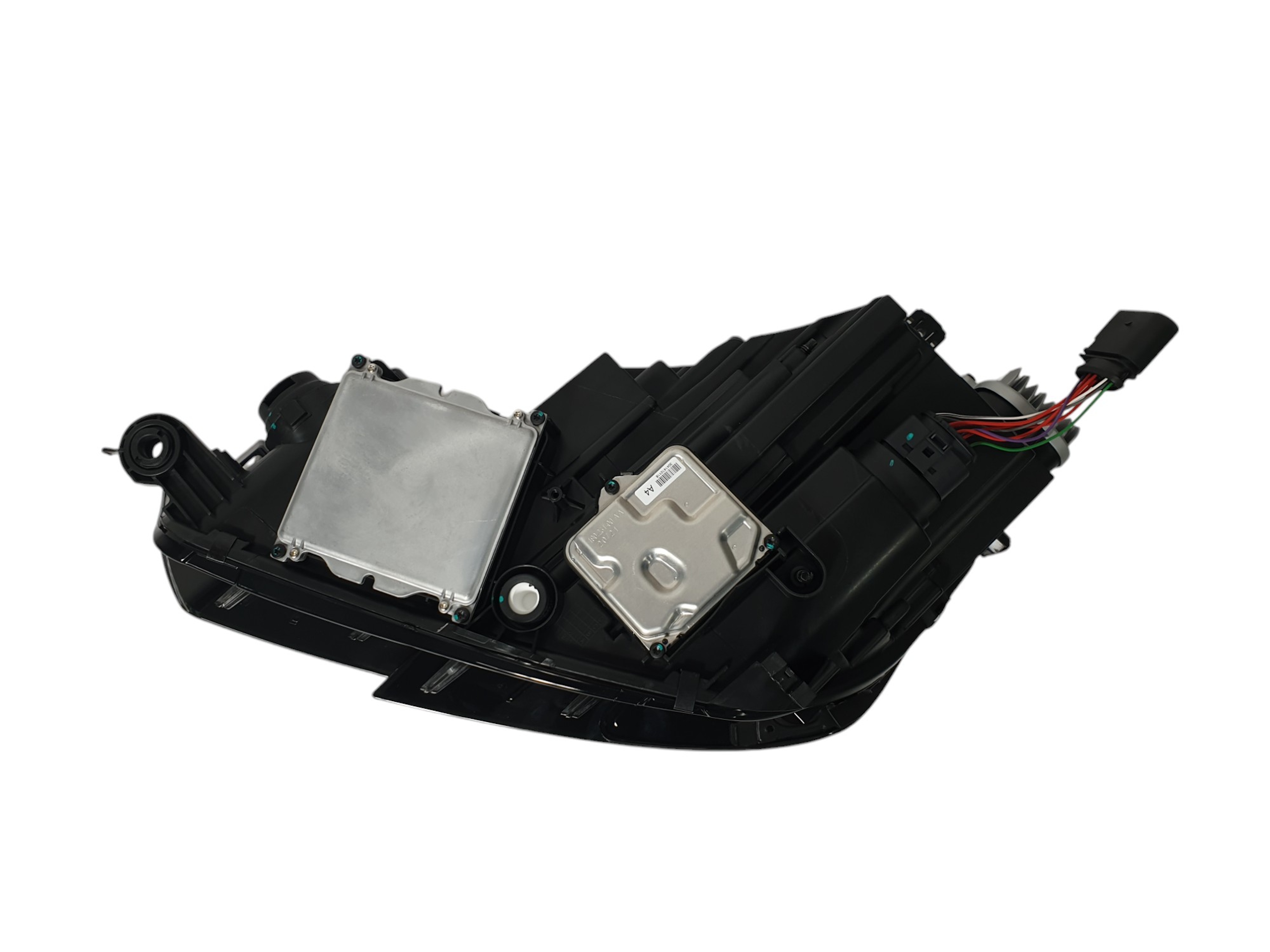Передні фари (LED Європа заміна ксенона) на Audi A4 B9 2015-2019 року 5