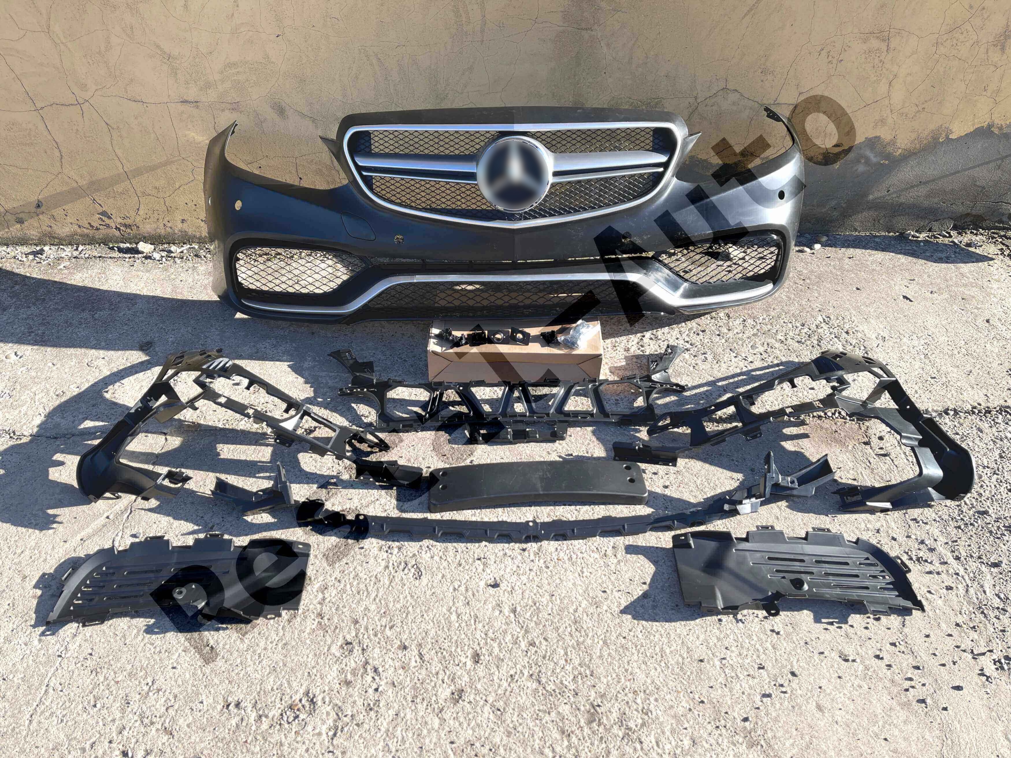 Передній бампер (стиль E63 AMG) на Mercedes-Benz E-Class W212 2013-2016 року 2