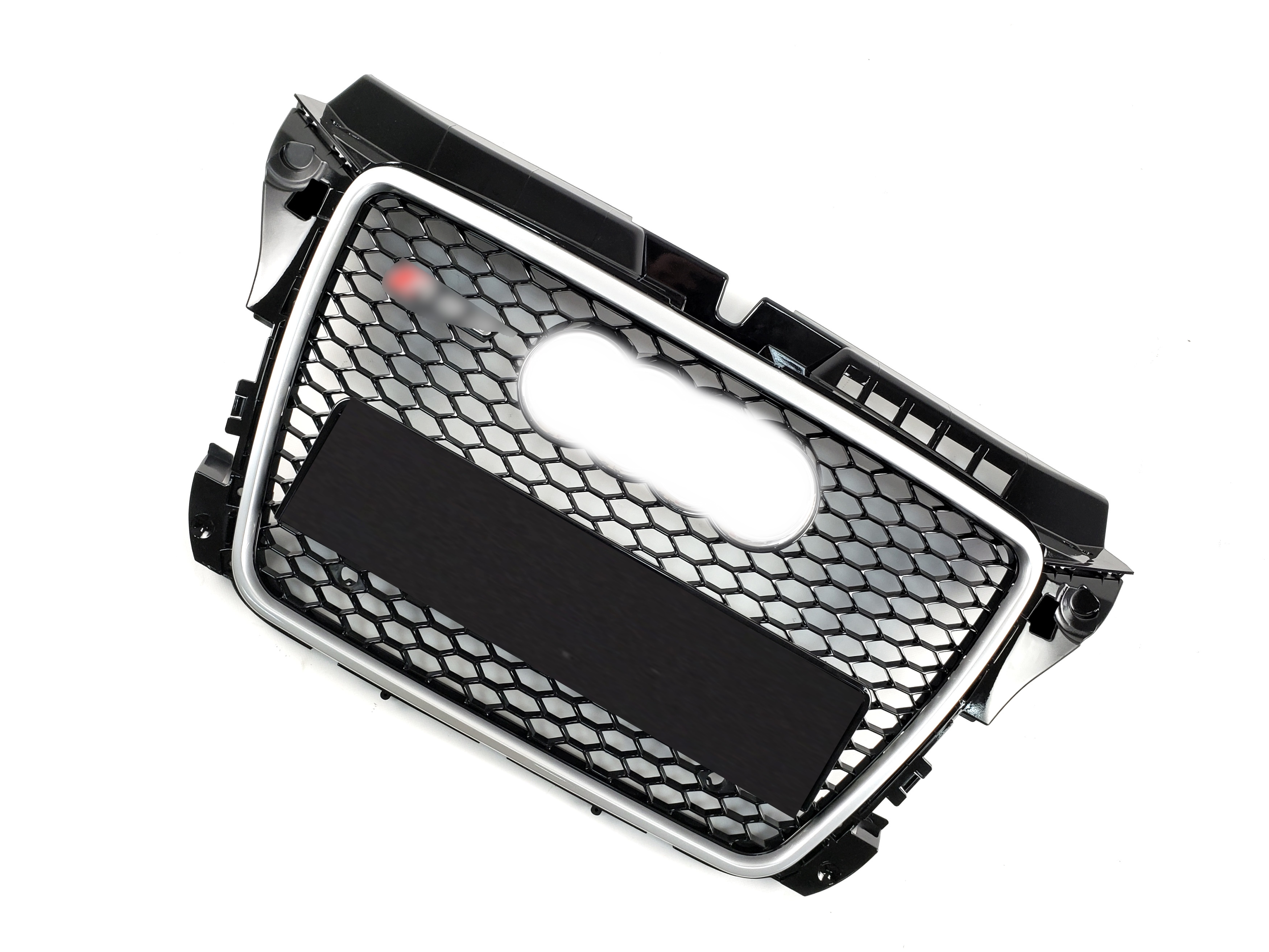 Решітка радіатора Black Silver (в стилі RS3) на Audi A3 8P 2008-2012 року 3