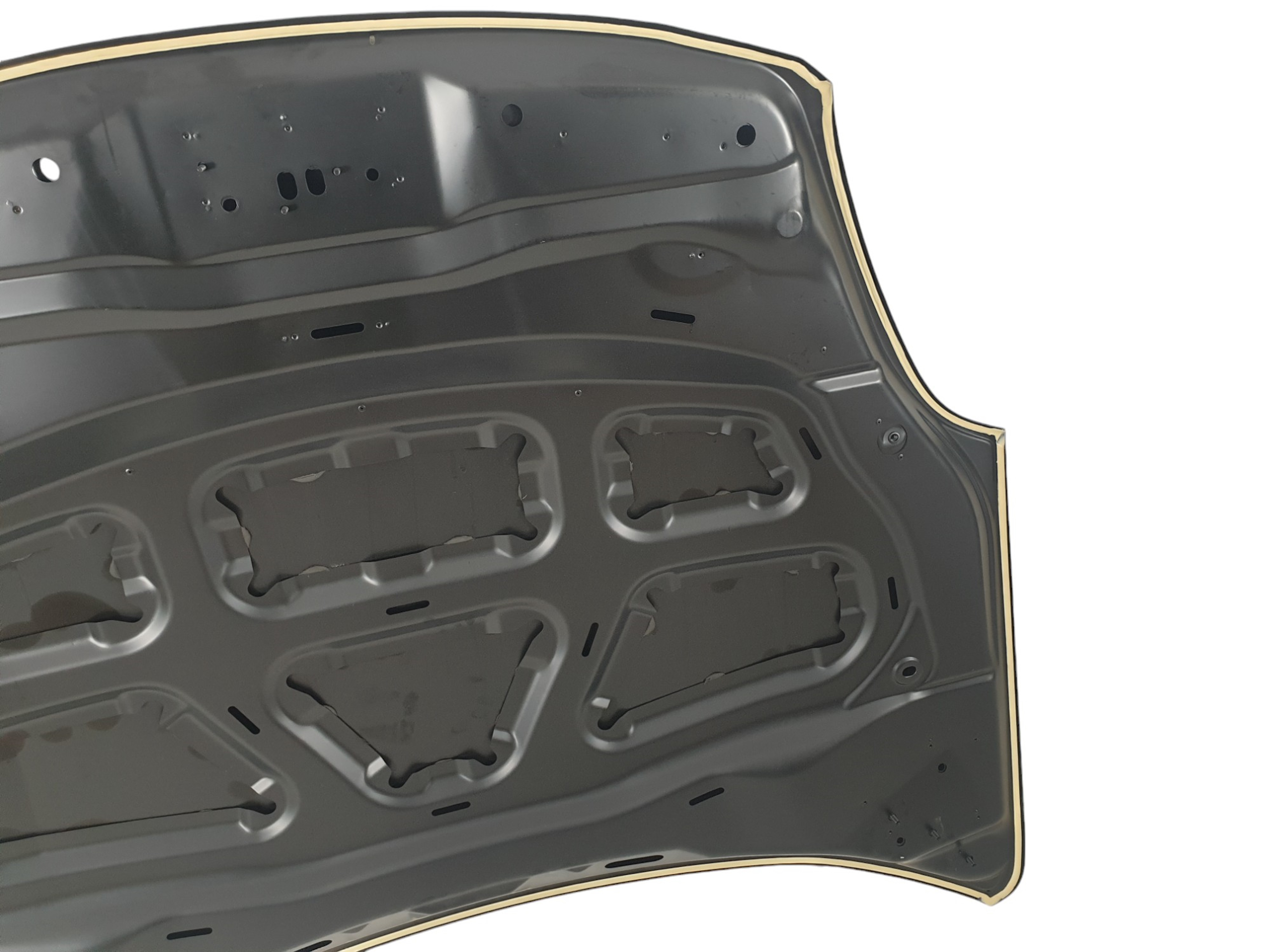 Капот (алюміній з герметиком) на Porsche Cayenne 958 2014-2017 року 6