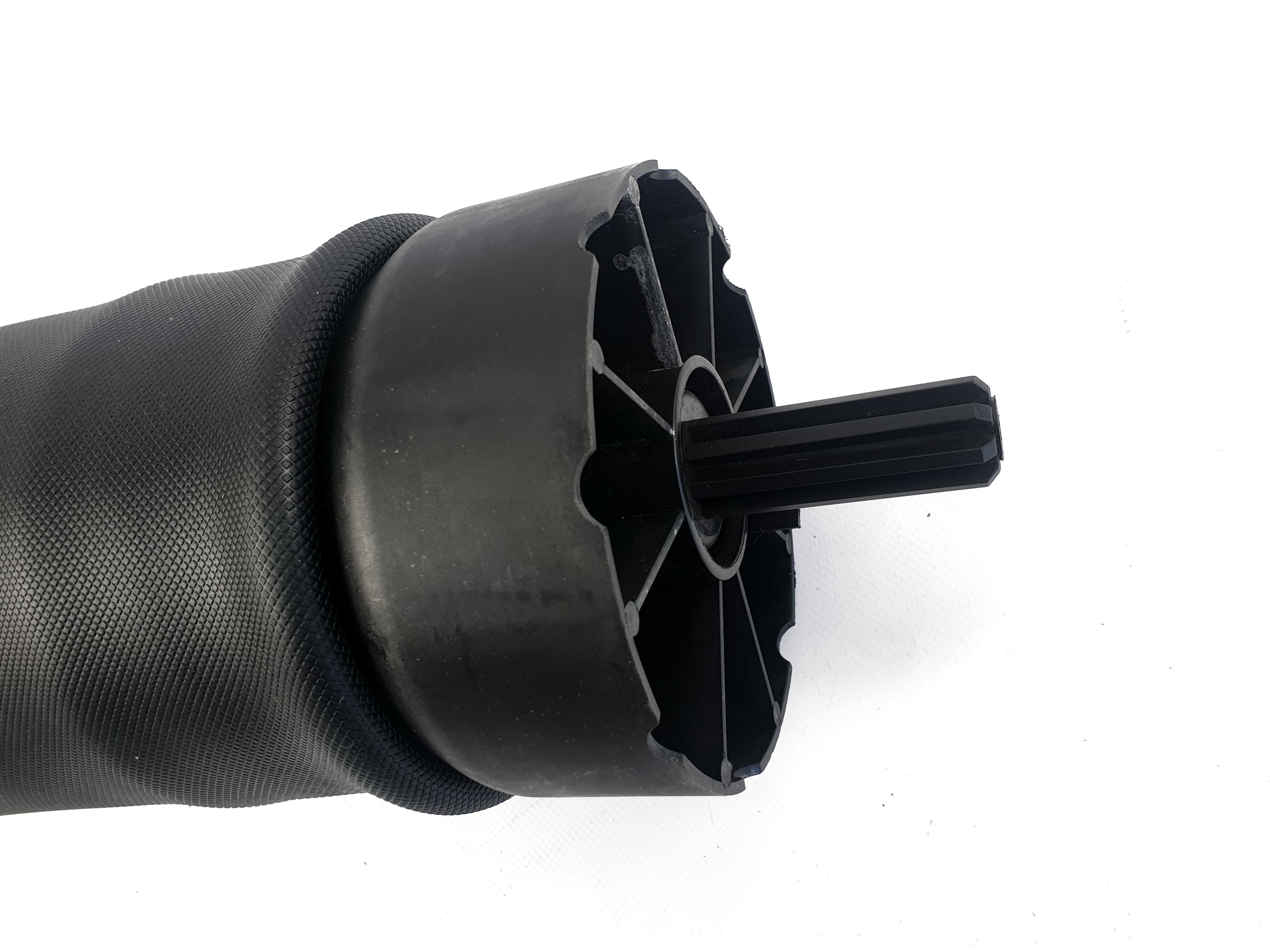 Пневмоподушка задня на Land Rover Range Rover Vogue L322 2005-2010 року 3