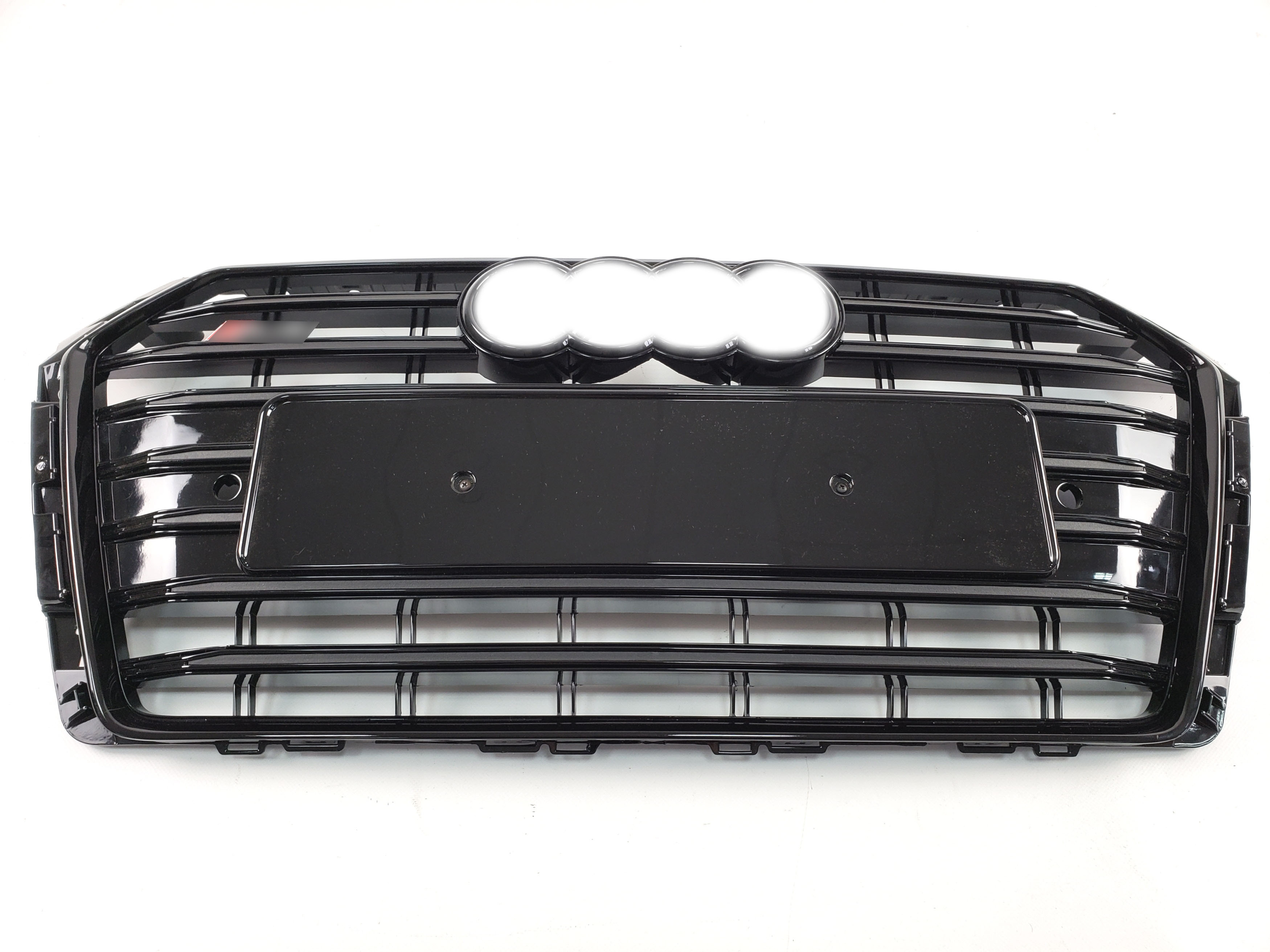Решітка радіатора Full Black (в стилі S4) на Audi A4 B9 2015-2019 року 2