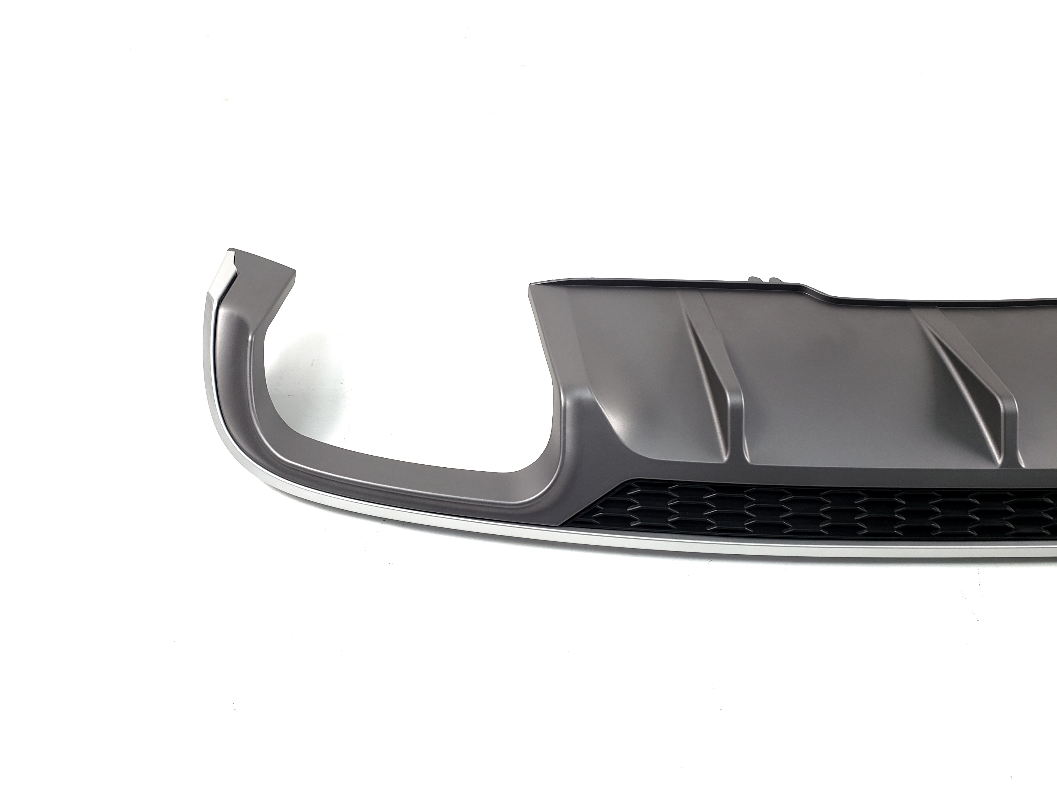 Дифузор (заднього бампера) Silver (в стилі S5 B9 00-00) на Audi A4 B9 2015-2019 року 2