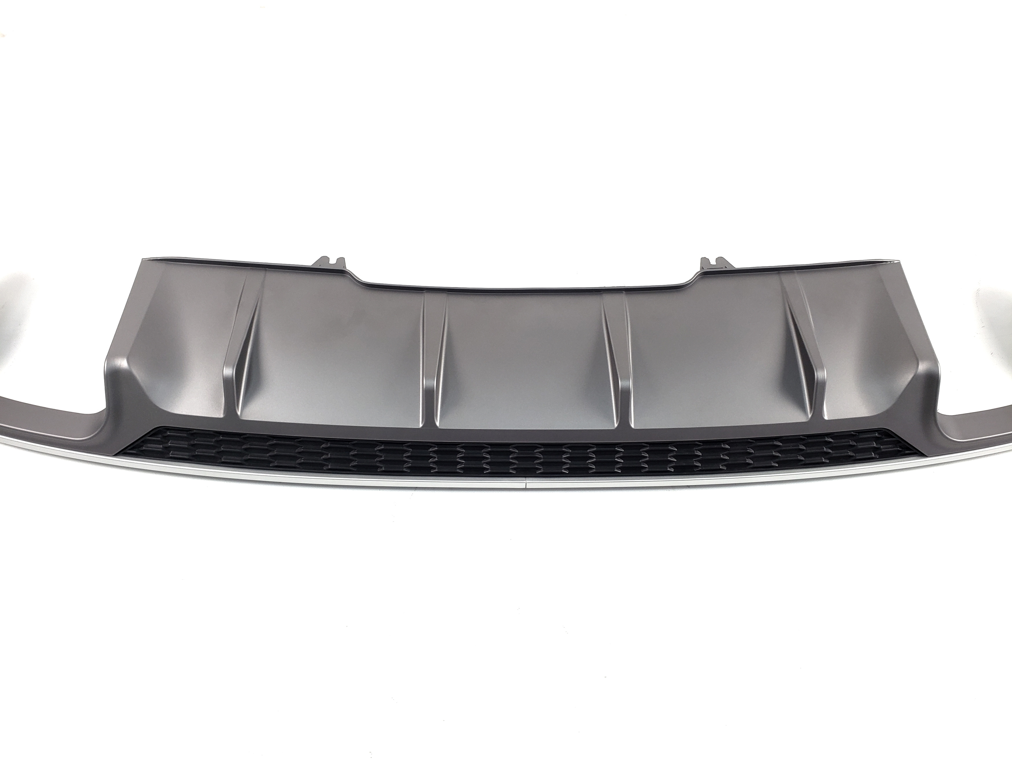 Дифузор (заднього бампера) Silver (в стилі S5 B9 00-00) на Audi A4 B9 2015-2019 року 3