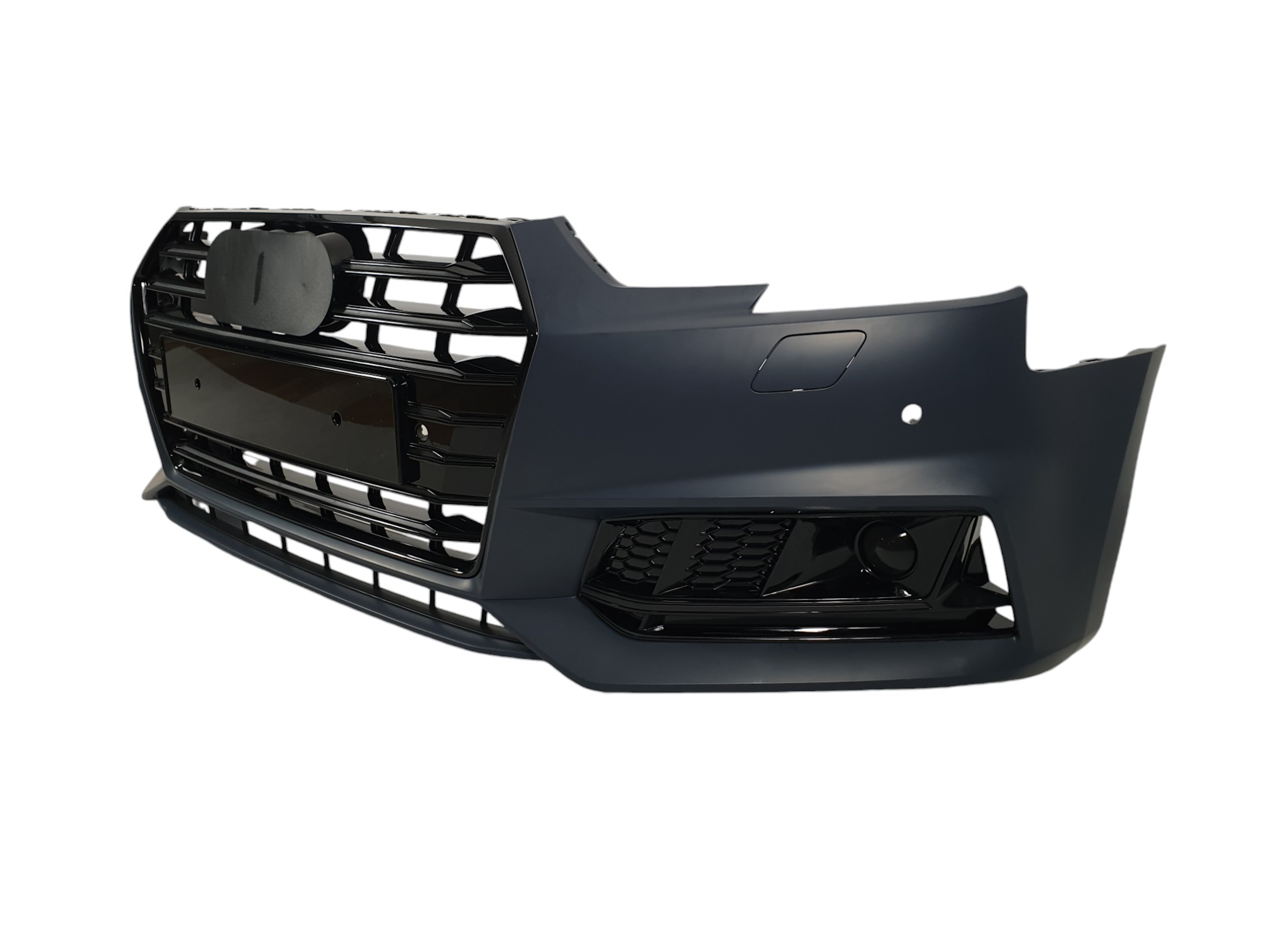 Передній бампер (стиль S4) під дистронік на Audi A4 B9 2015-2019 року 3