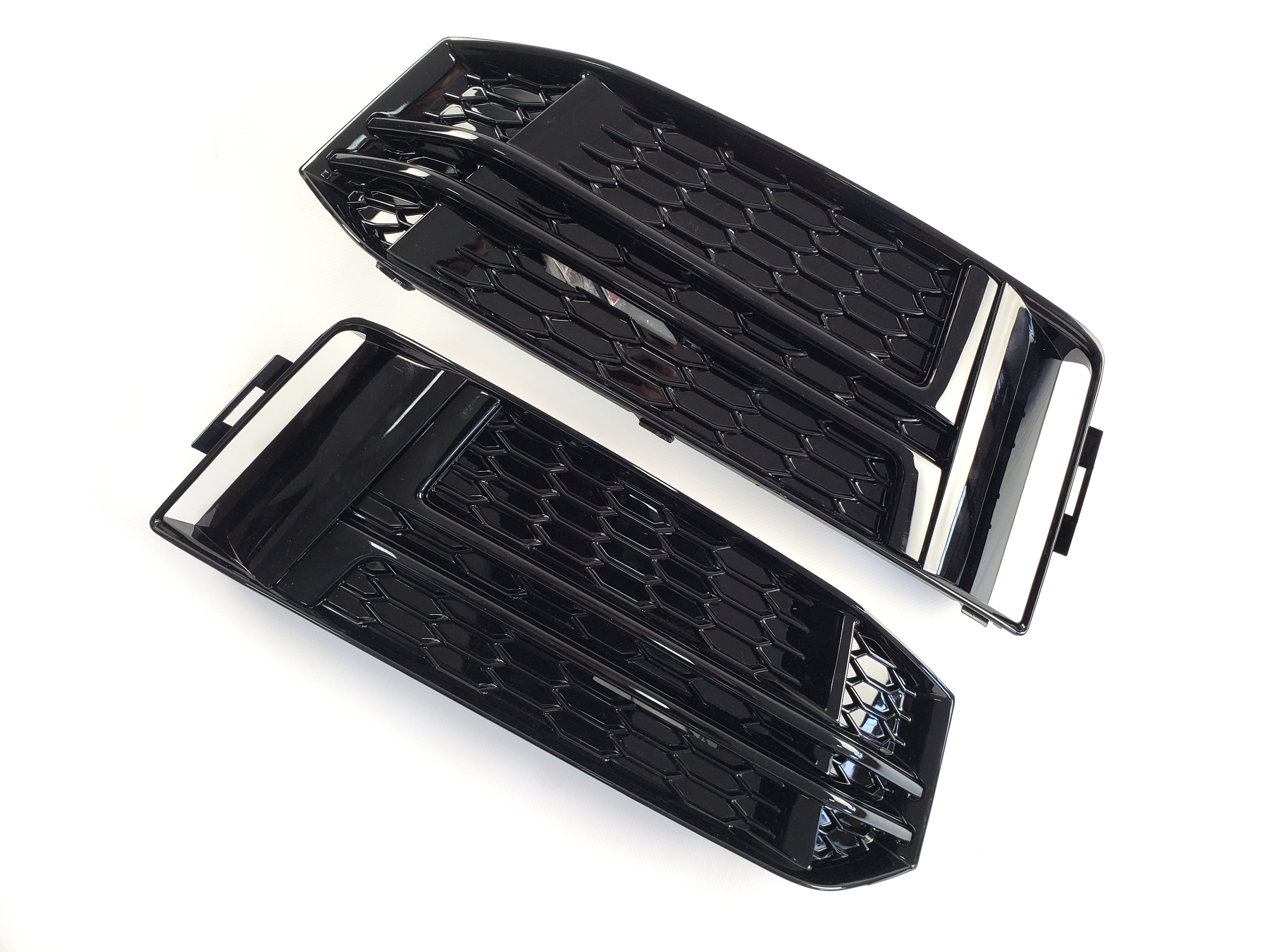 Решітки в бампер Full Black (S4) S-Line на Audi A4 B9 2015-2019 року 2