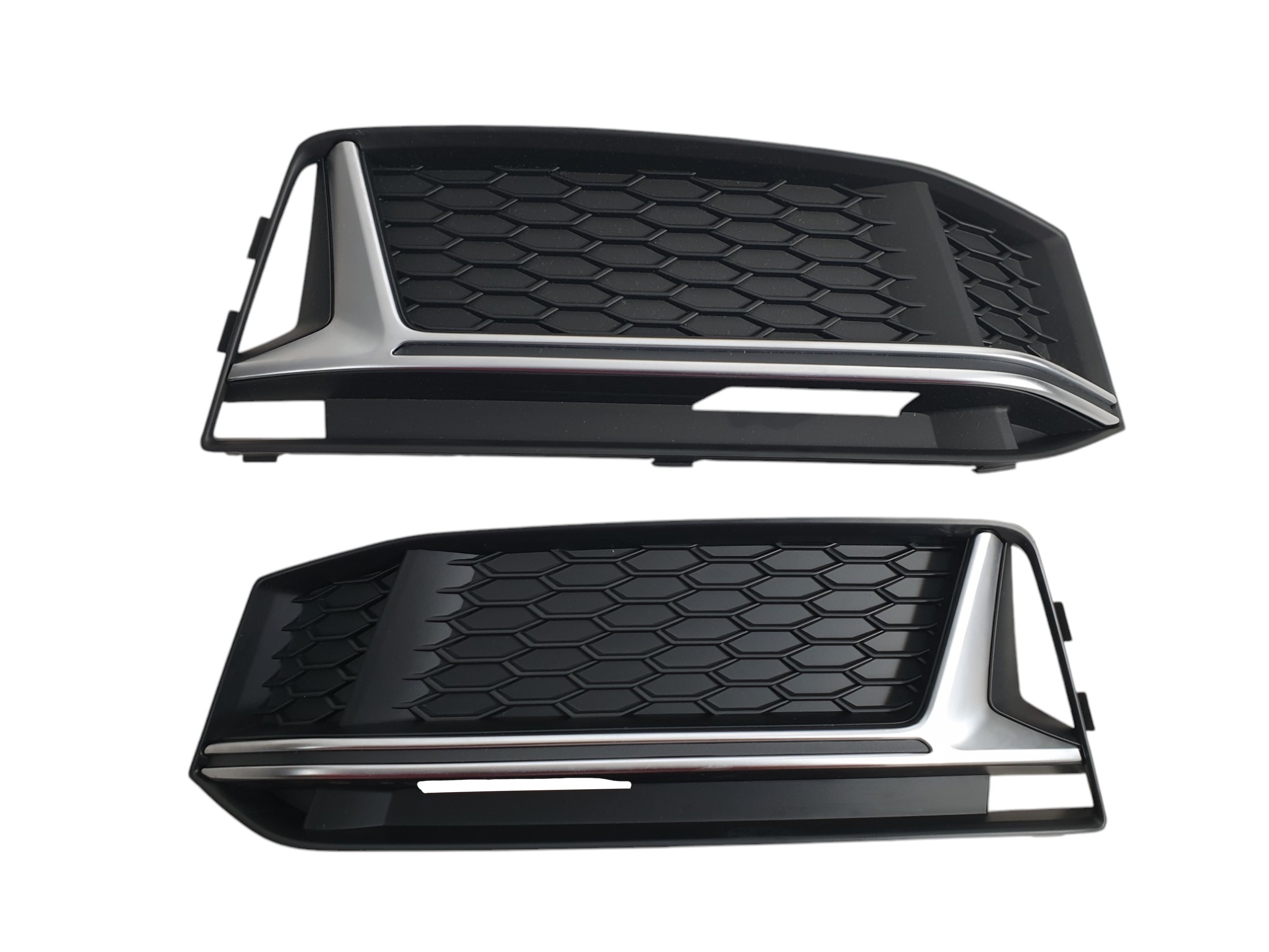 Решітки в бампер (S4) S-Line V2 на Audi A4 B9 2015-2019 року