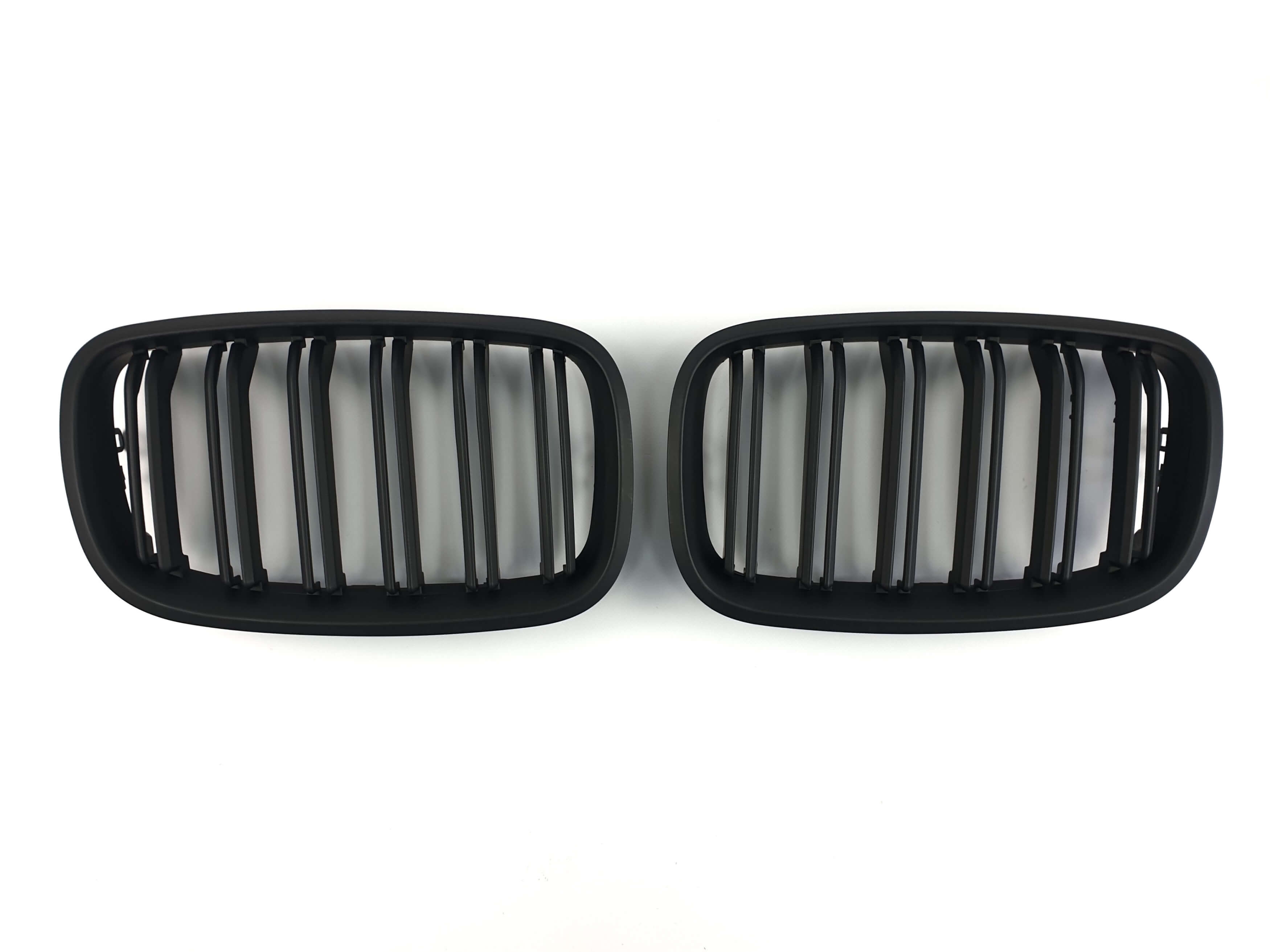 Ніздрі Чорний мат (Подвійні M-Look) на BMW X5 E70 2010-2013 року