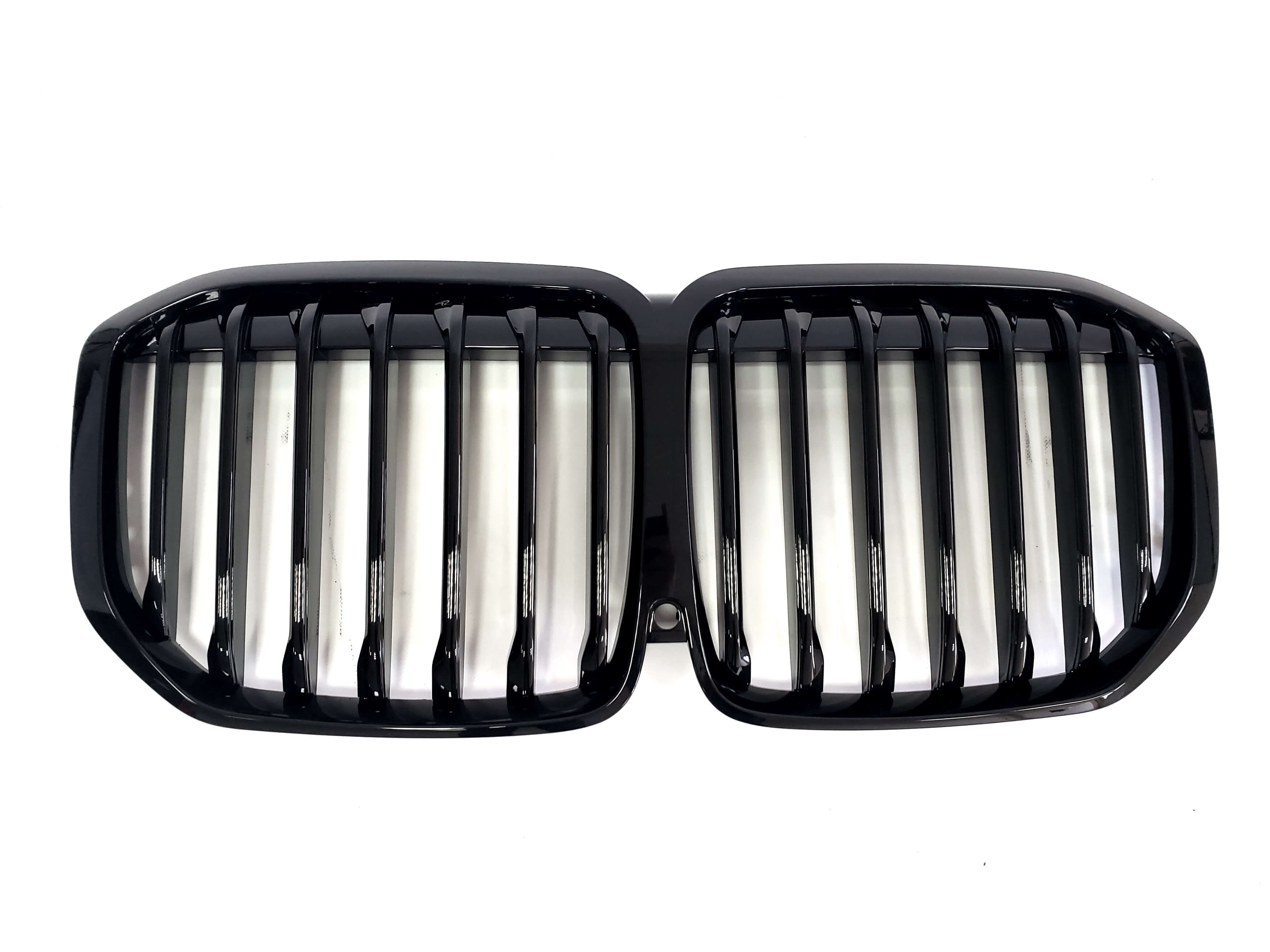 Ніздрі Чорний глянець (1 BAR) на BMW X7 G07 2018-2022 року