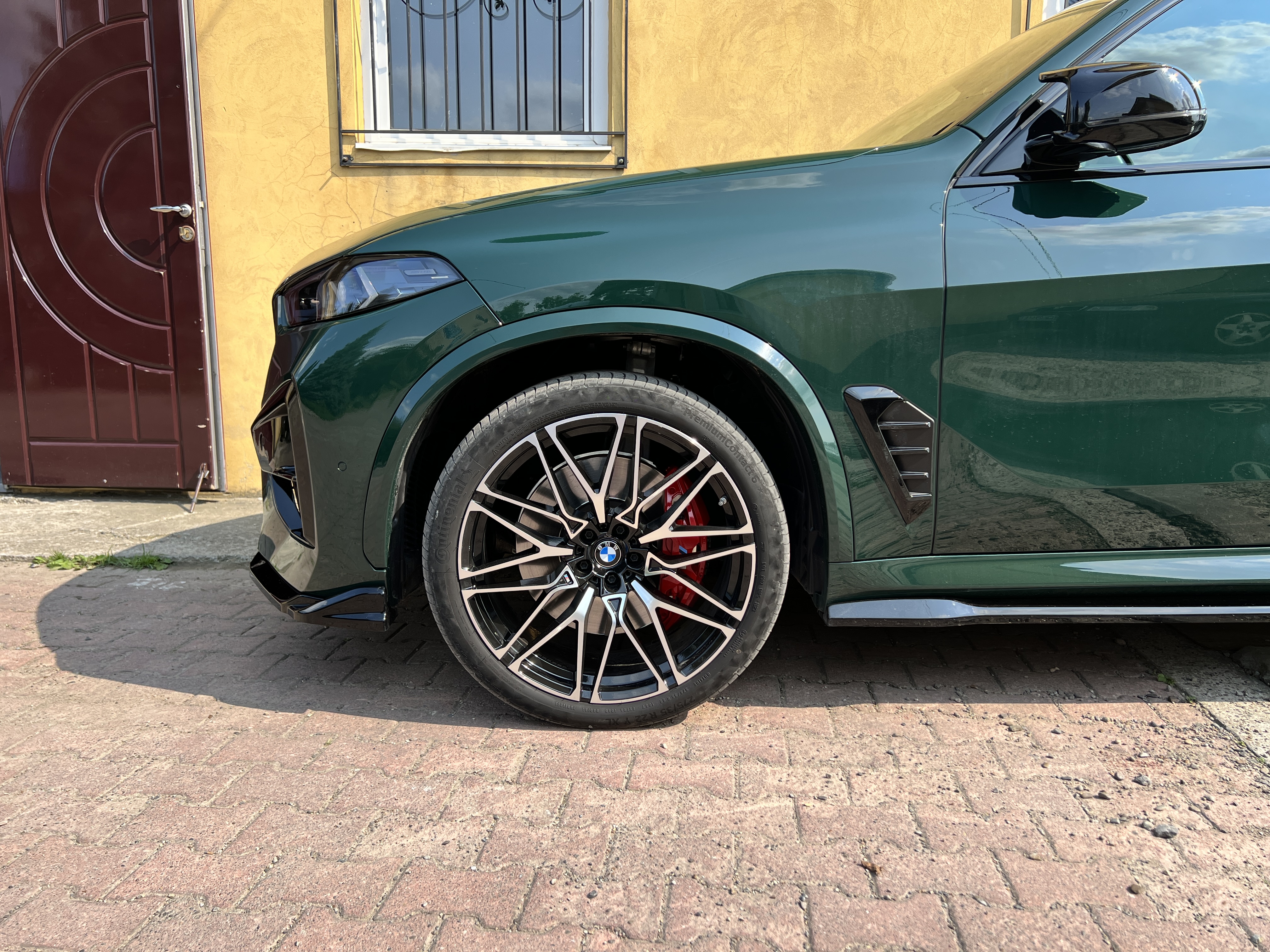 R22 Chrome Black (різноширокі) Диски на BMW X5 G05 2018-2022 року 5