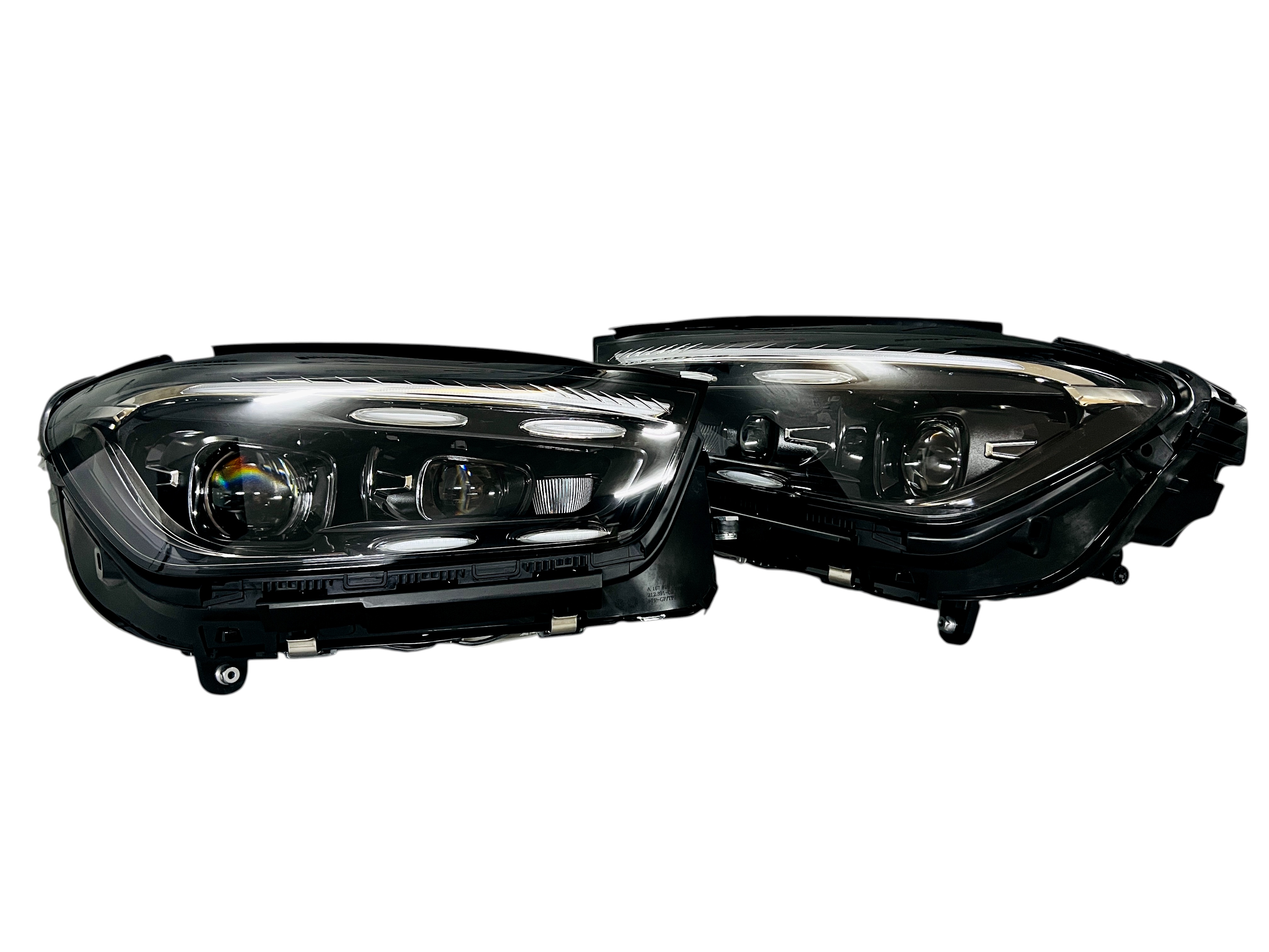 Передні фари Multibeam LCI (заміна дорестайлінг) на Mercedes-Benz GLE-Class W167 2018-2023 року