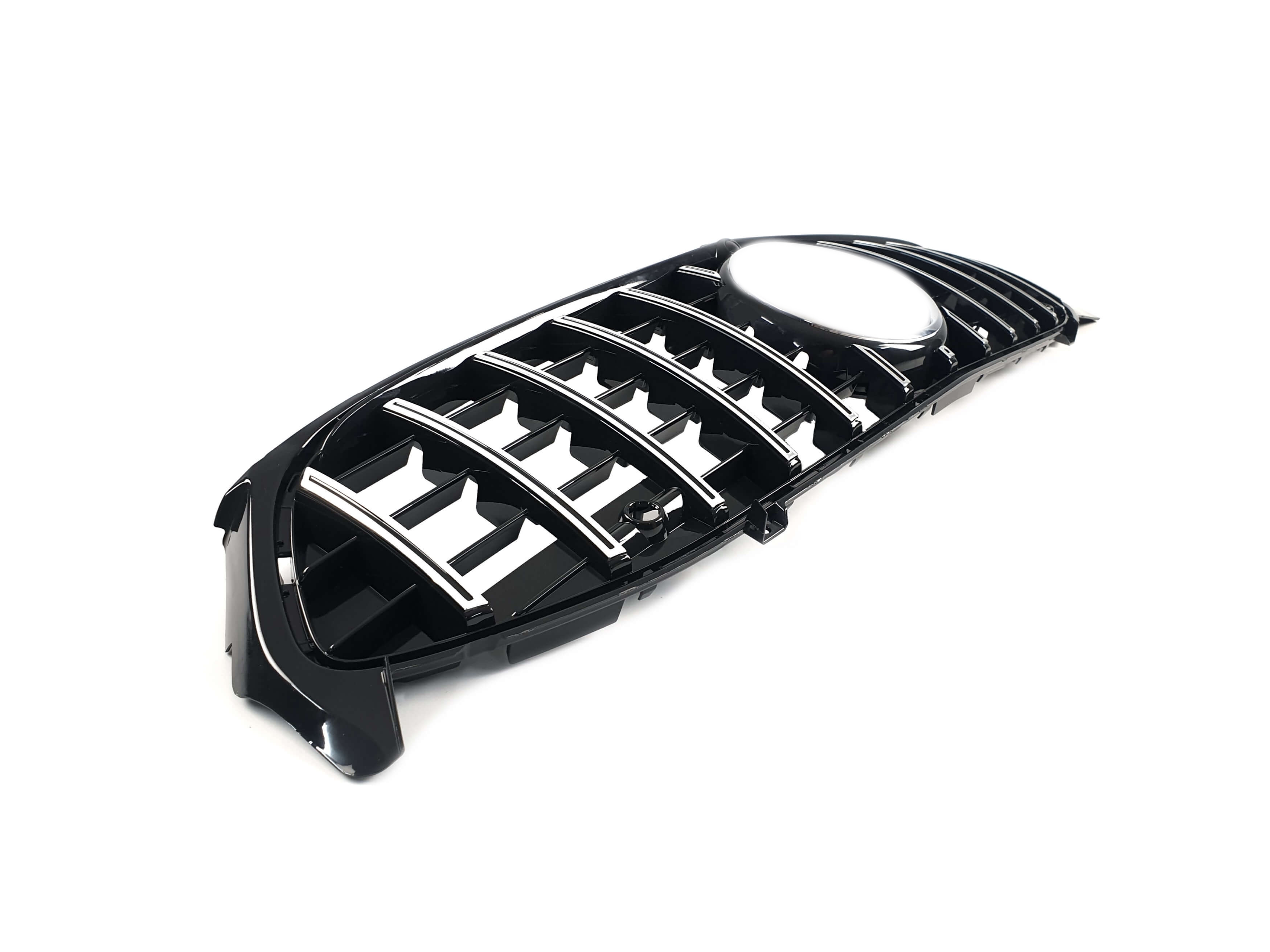 Решітка радіатора Chrome Black (з місцем під камеру) GT на Mercedes-Benz CLA-Class C118 2019-2023 року 3