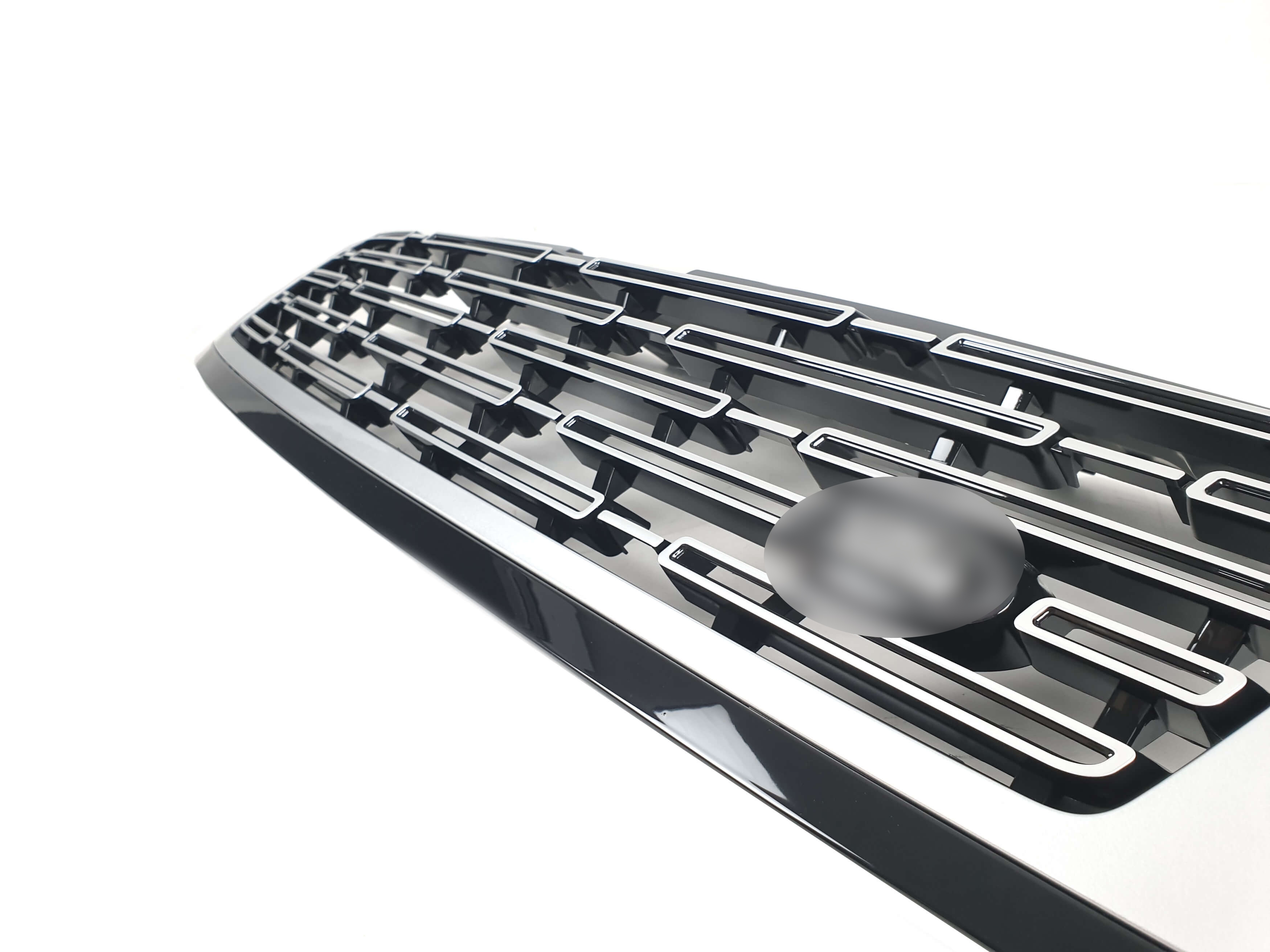 Решітка радіатора на Land Rover Range Rover Vogue L460 2021-2024 року 4