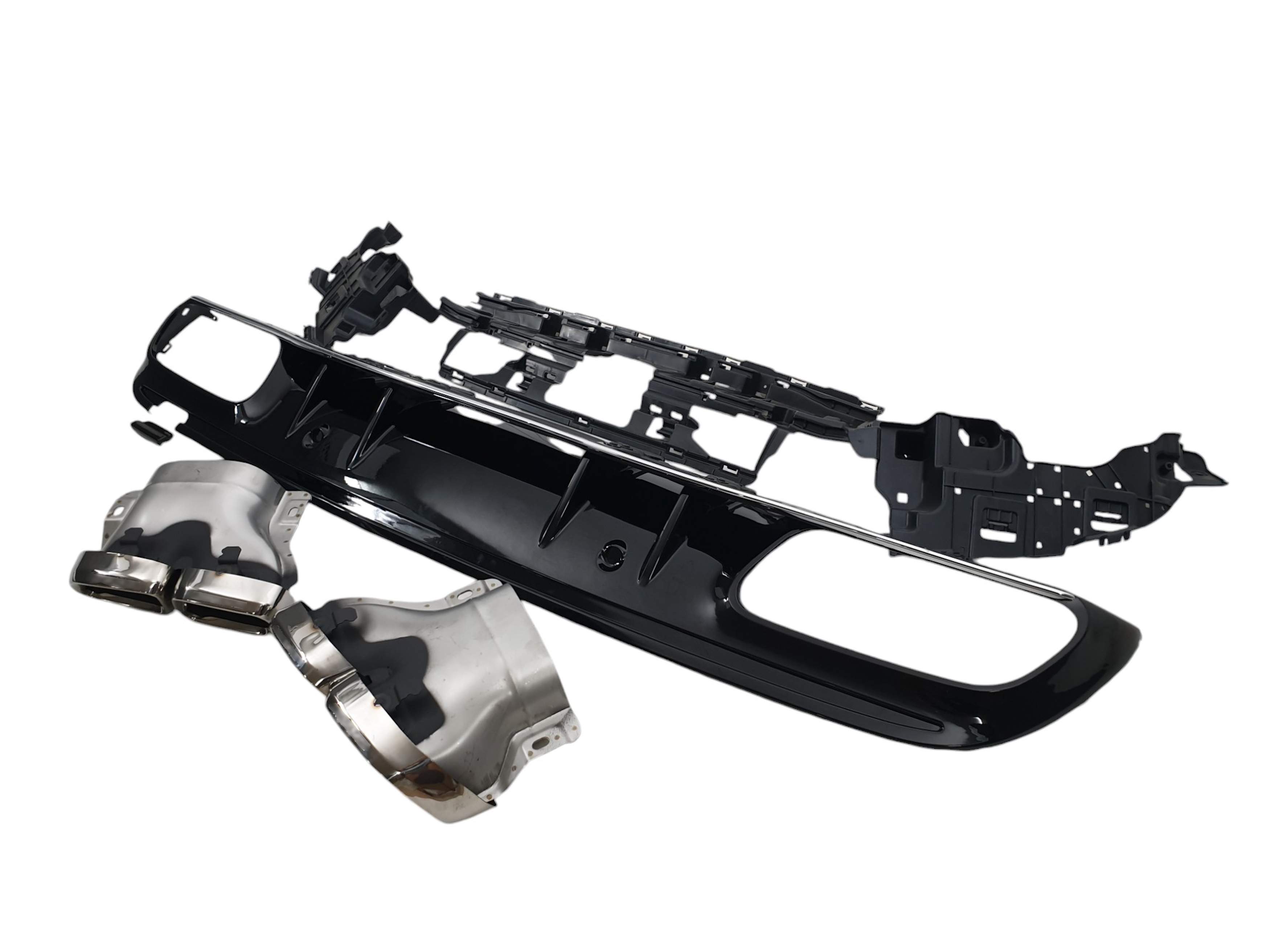 Дифузор (заднього бампера) Chrome Black / Chrome Pipe (стиль C63 S) Sedan на Mercedes-Benz C-Class W205 2018-2021 року 3
