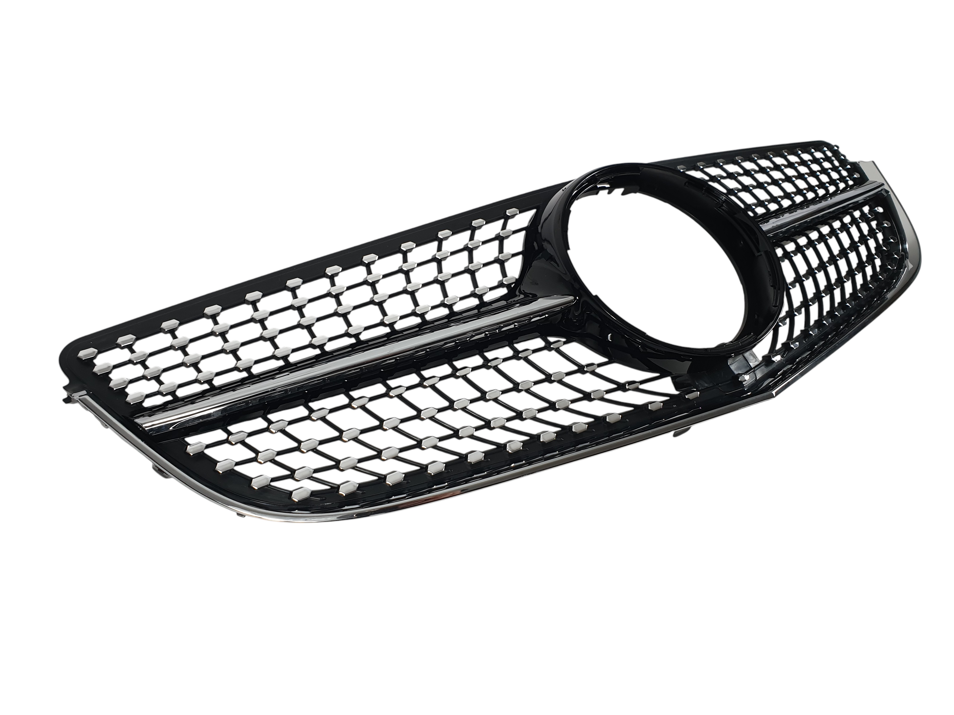 Решітка радіатора Black (з місцем під камеру) Diamond на Mercedes-Benz E-Class Coupe C207 2013-2017 року 2