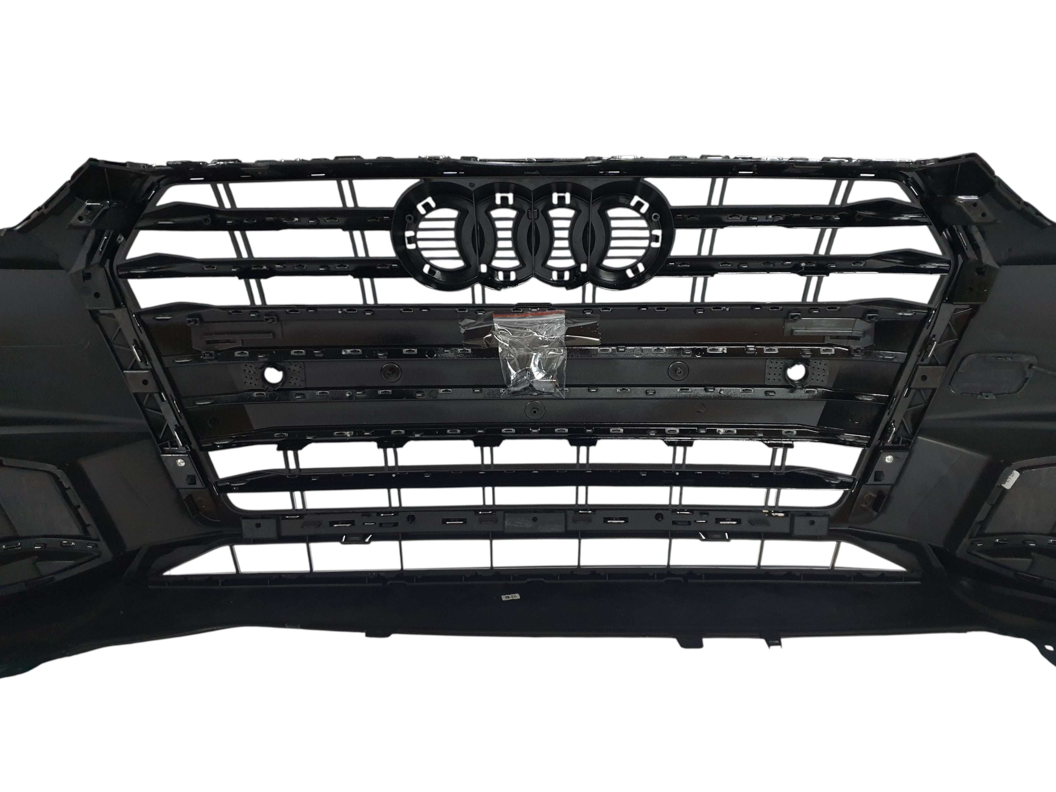 Передній бампер (в стилі S4) V2 на Audi A4 B9 2015-2019 року 5