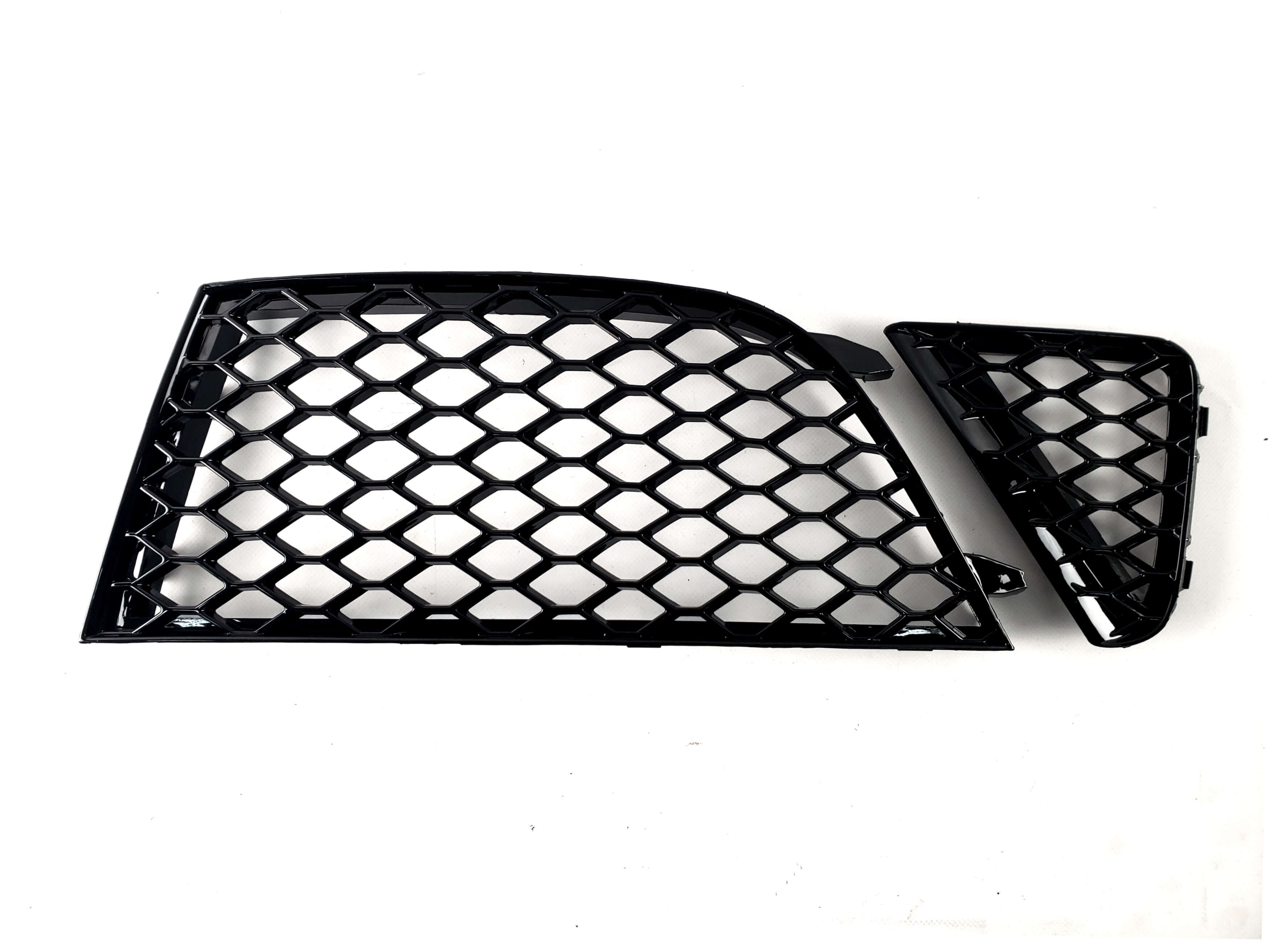 Решітки в бампер Full Black (RS бампер комплект V1) на Audi A4 B8 2007-2011 року 3