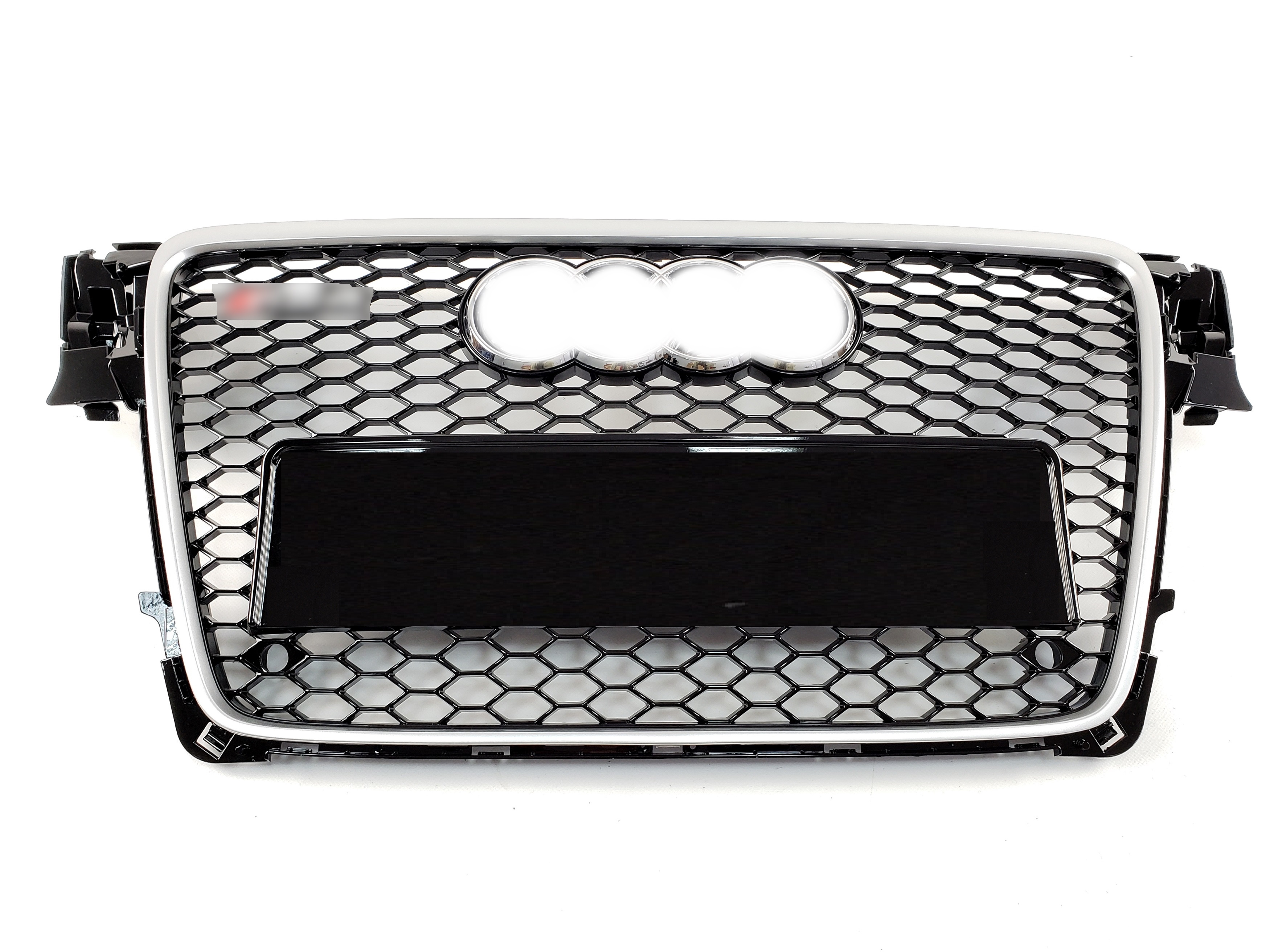 Решітка радіатора Silver Black (в стилі RS4) на Audi A4 B8 2007-2011 року 2
