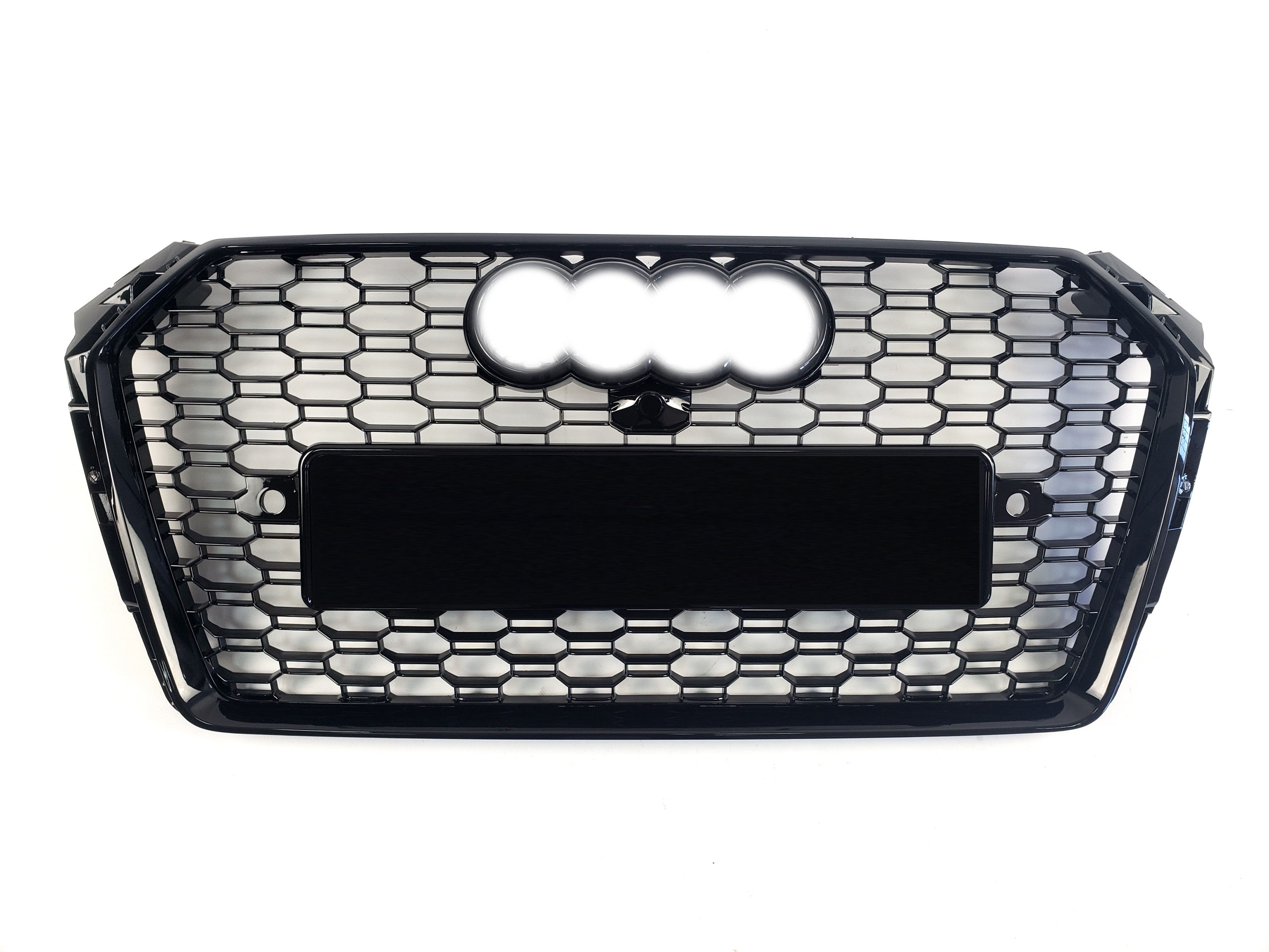 Решітка радіатора Full Black (в стилі RS4) на Audi A4 B9 2015-2019 року