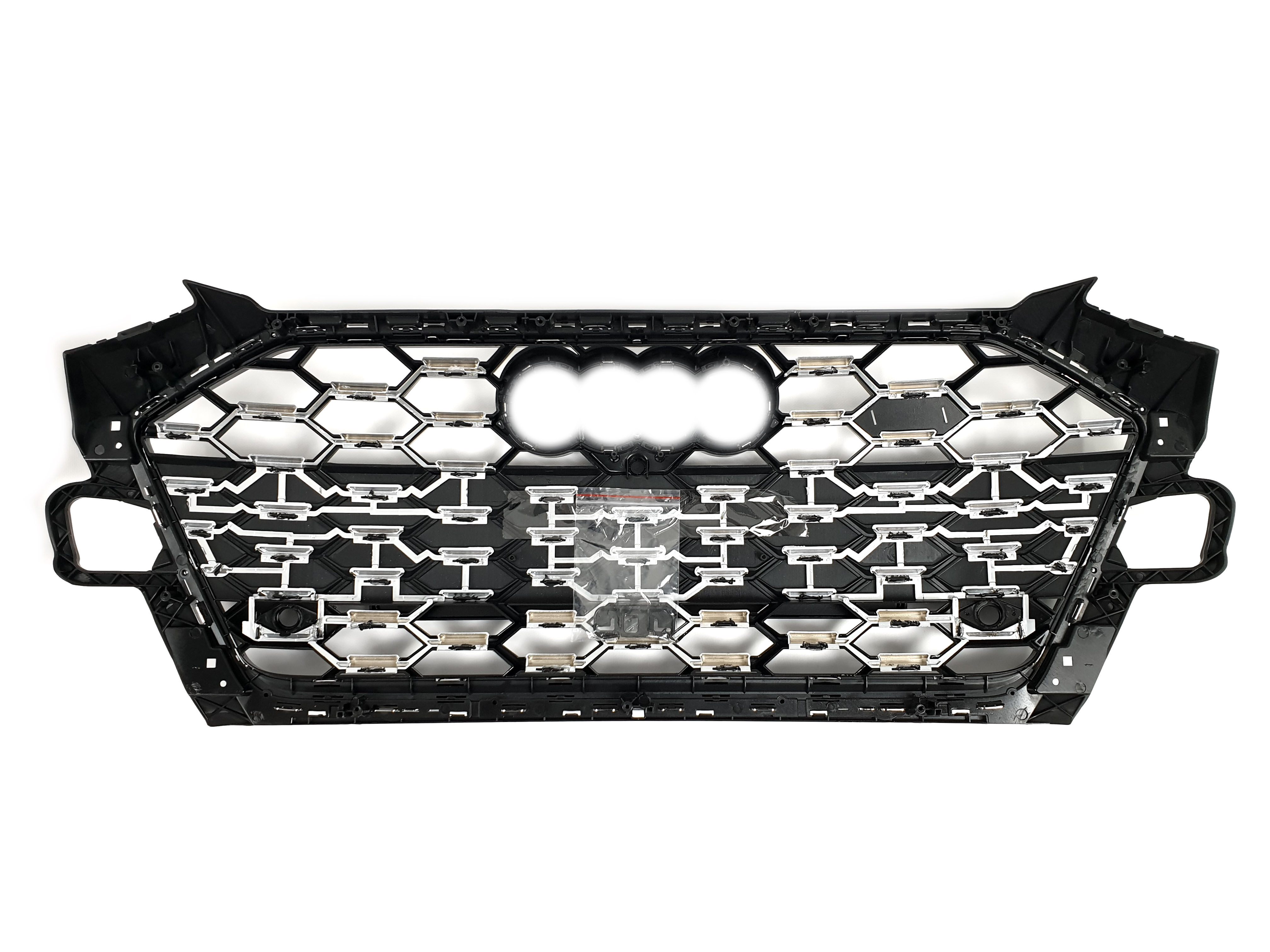 Решітка радіатора Chrome Black (в стилі S4) на Audi A4 B9 2019-2023 року 3