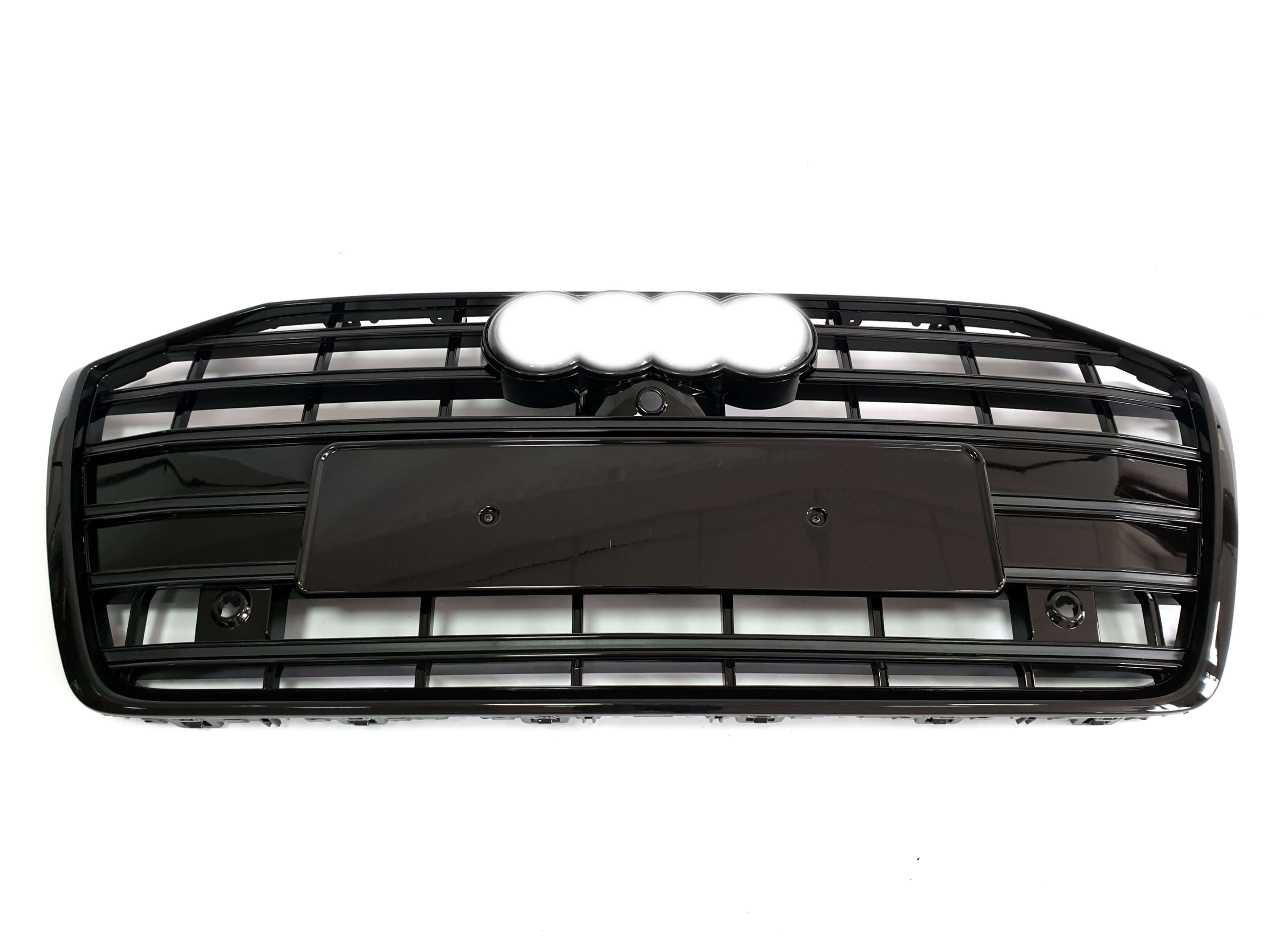 Решітка радіатора Full Black (в стилі S6 під камеру без радарів) на Audi A6 C8 2018-2023 року 2