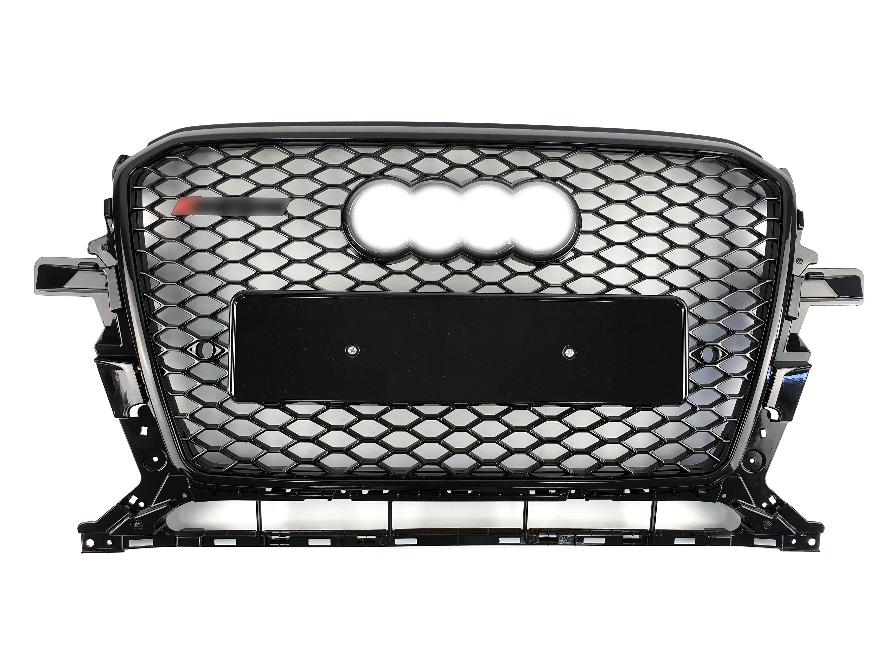 Решітка радіатора Full Black (в стилі RSQ5) на Audi Q5 8R 2012-2016 року