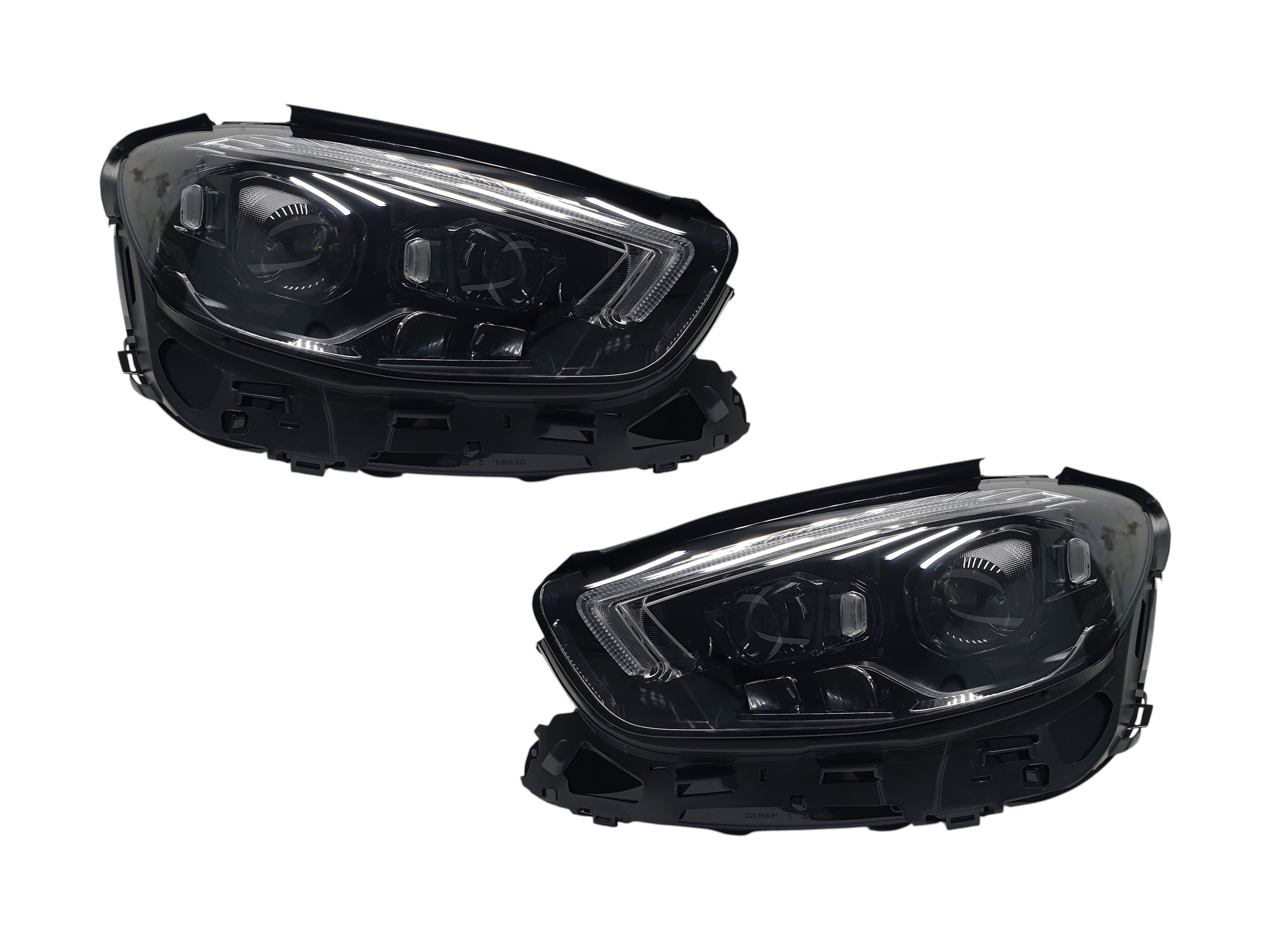 Передні фари Multibeam Led (заміна Led) на Mercedes-Benz E-Class W213 2020-2023 року