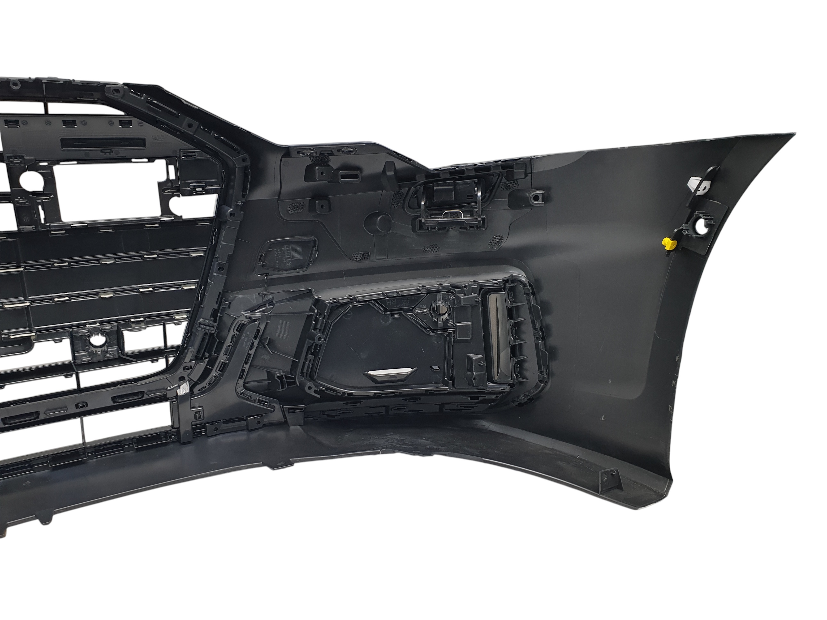 Передній бампер (S-Line) на Audi A6 C8 2018-2023 року 6
