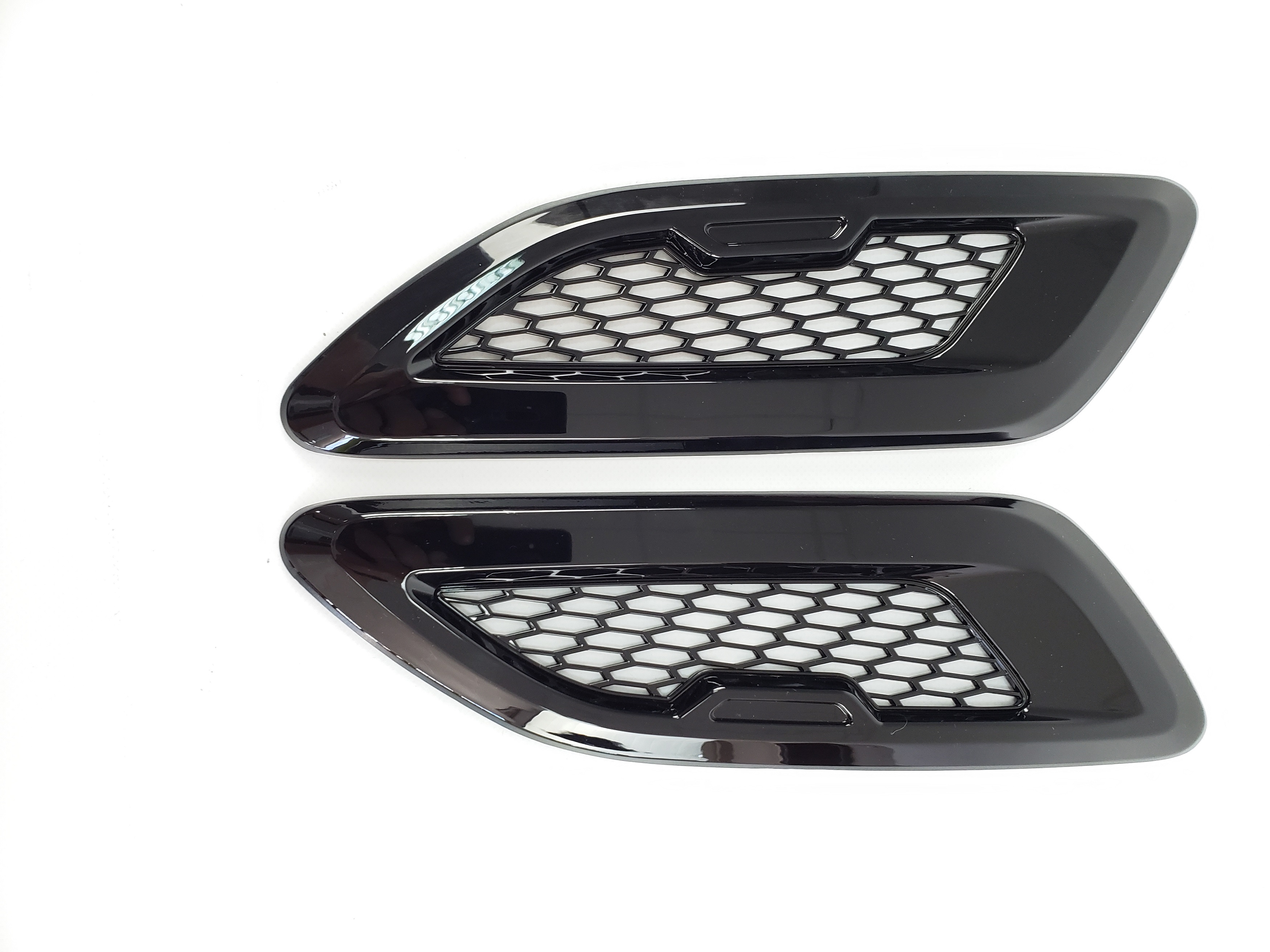 Жабра на капот на Land Rover Range Rover Evoque L538 2011-2015 року