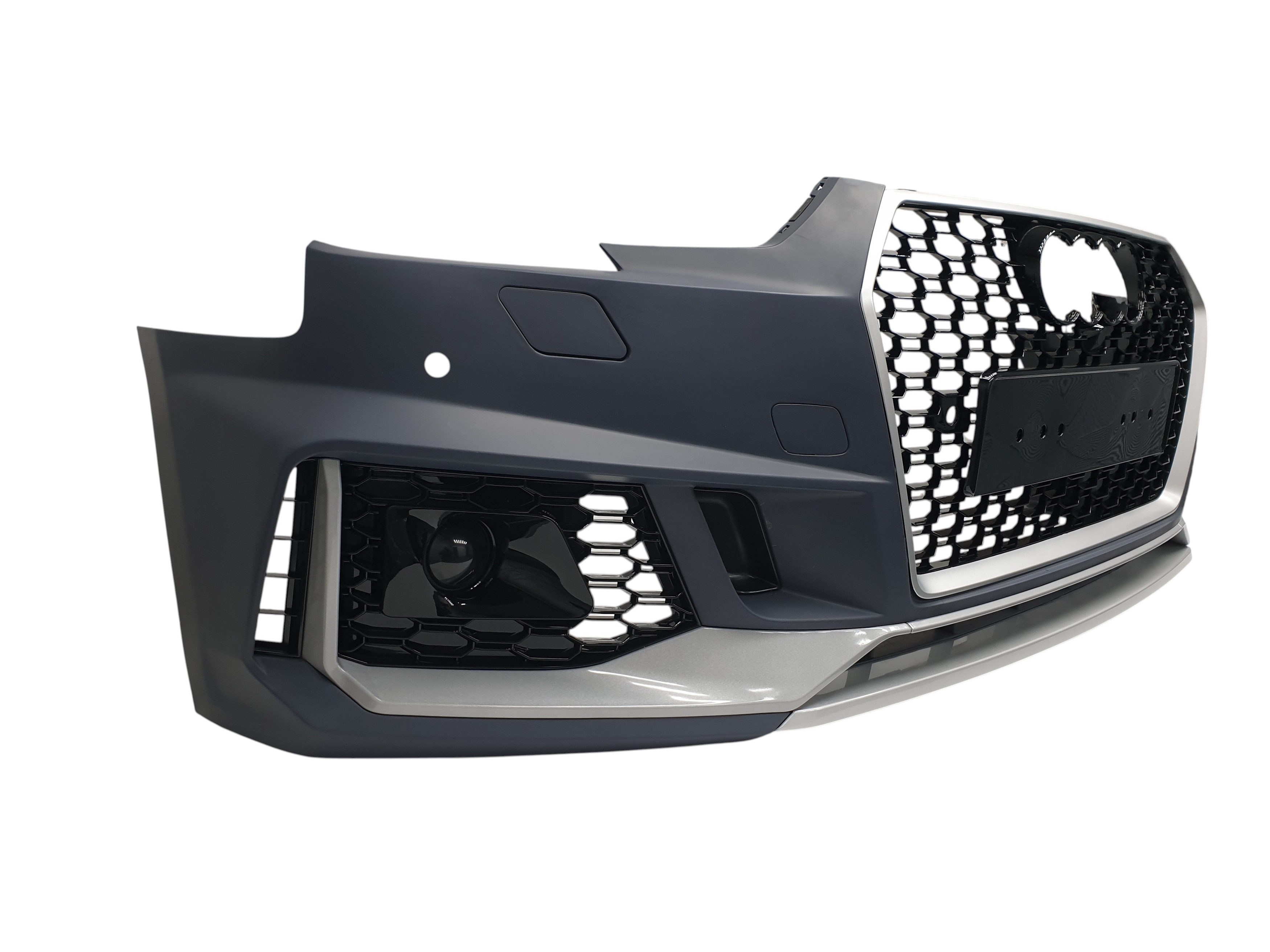 Передній бампер (в стилі RS4 під радари V4) на Audi A4 B9 2015-2019 року 2