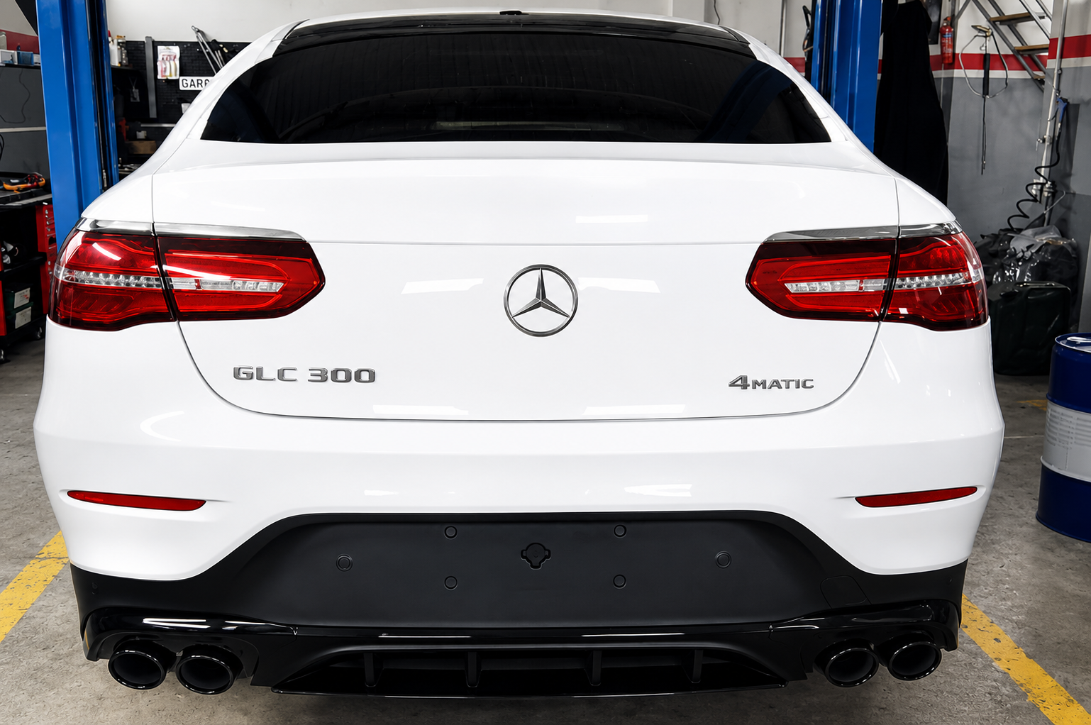 Задній дифузор з насадками (Дизайн AMG43) 3