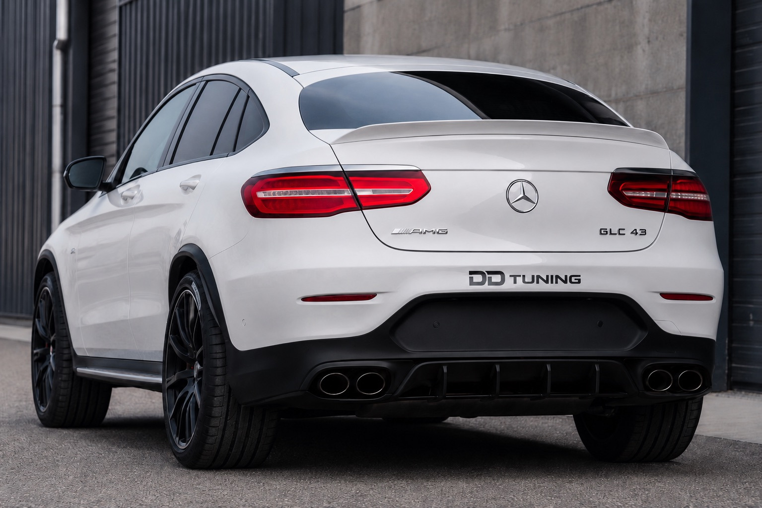 Задній дифузор з насадками (Дизайн AMG43) 6