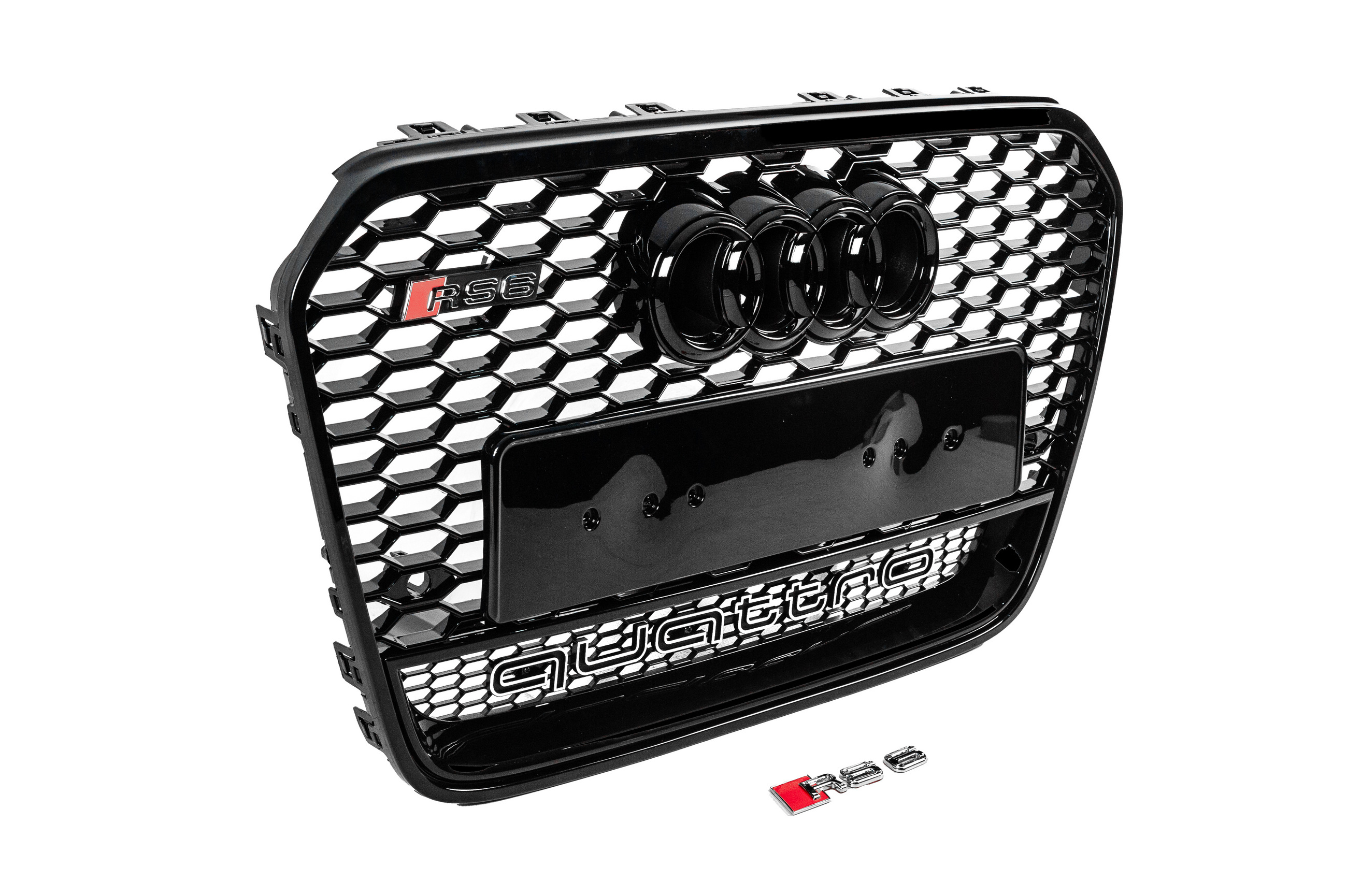 Передня чорна решітка RS-style з написом Quattro (2011-2014) 3
