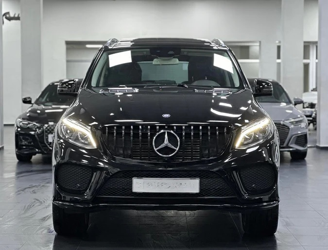 Передня решітка GT Panamericana Black (для GLE)