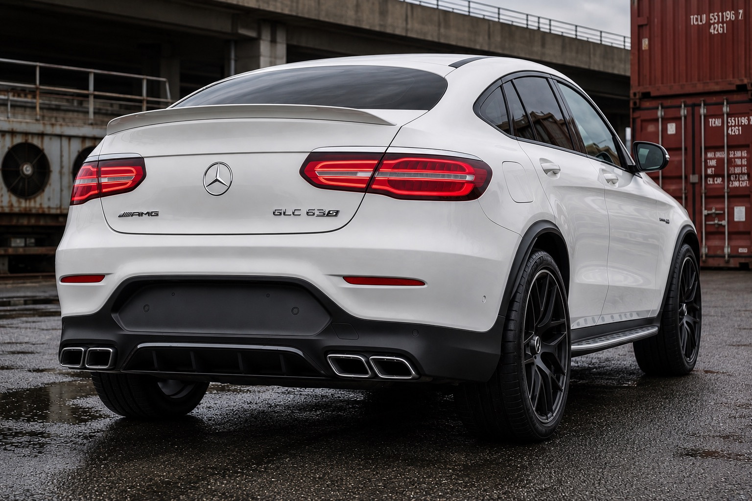 Задній дифузор з насадками Silver (Дизайн AMG63) 3