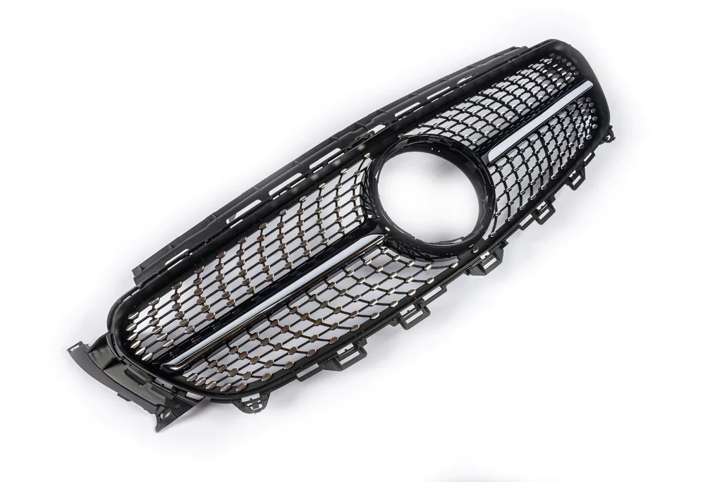 Передня решітка Diamond Black (для Avantgarde/AMG-Line/E43 AMG/E53 AMG 2016-2020) З місцем під камеру 4