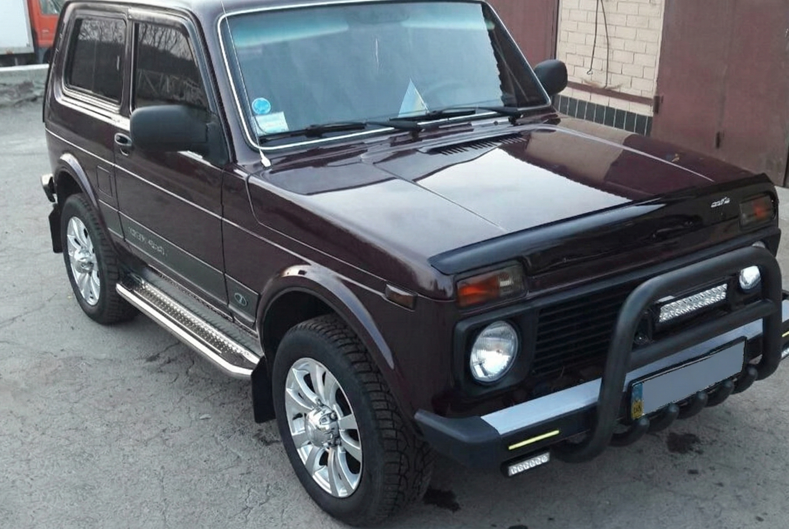 Кенгурятник QT006 Black (нерж.)