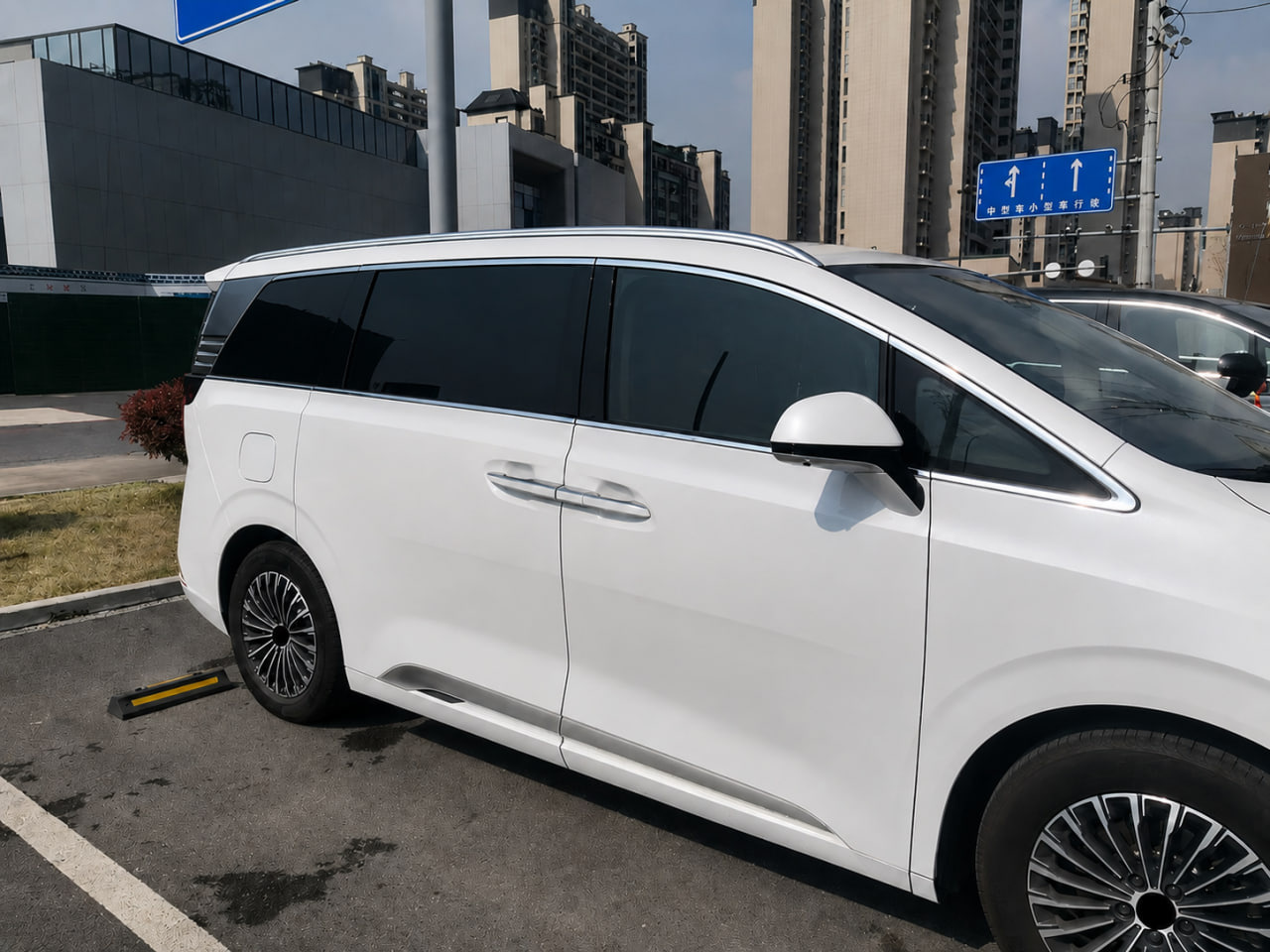 Інтегровані рейлінги сірі OEM (Алюміній, установка на клей)