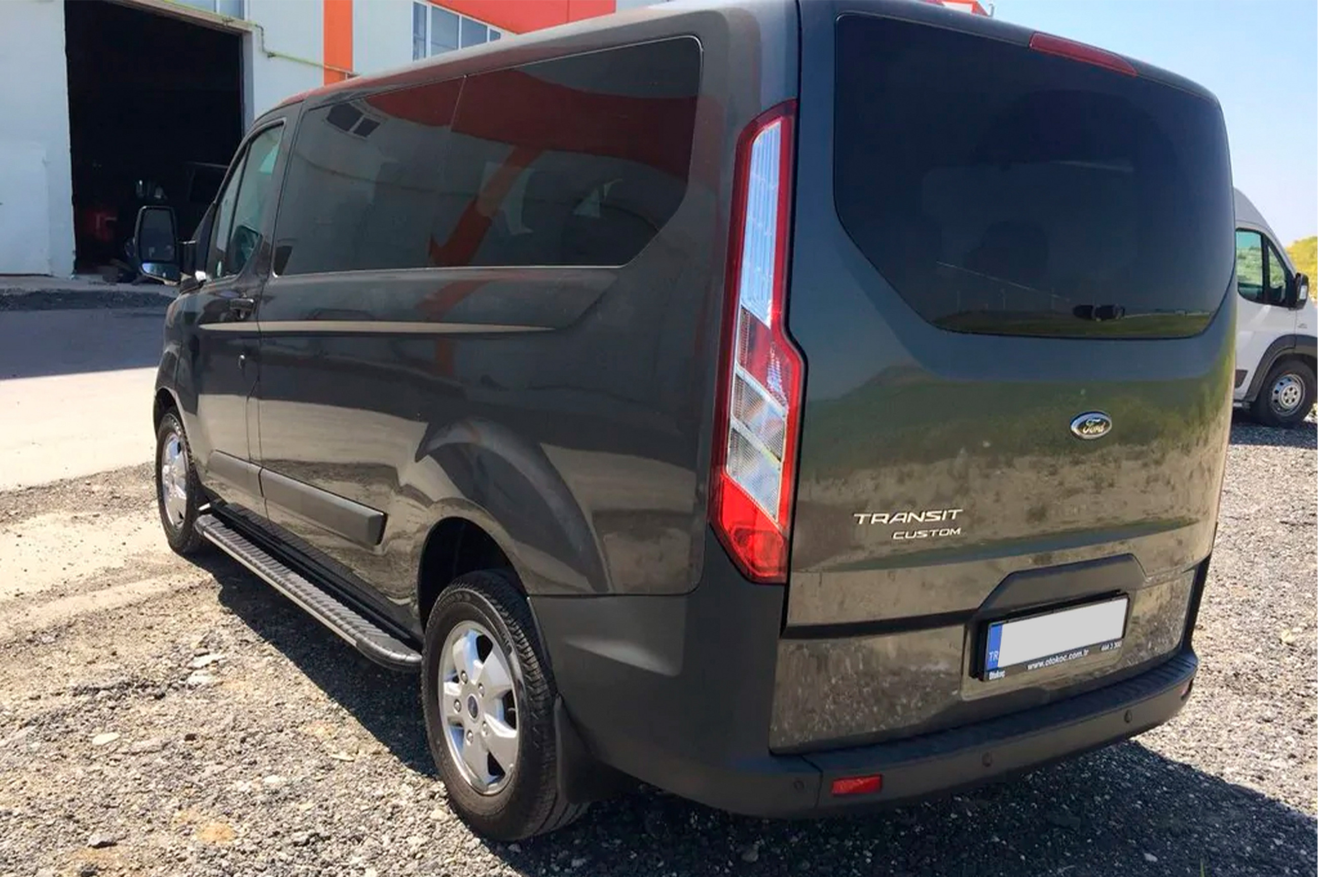 Бокові пороги Bosphorus Grey (2 шт., алюміній) Довга база 3
