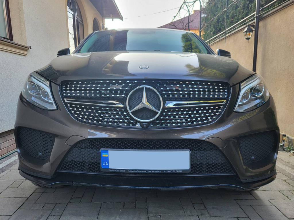 Тюнінг решітка радіатора (Diamond Black) Без камери 3